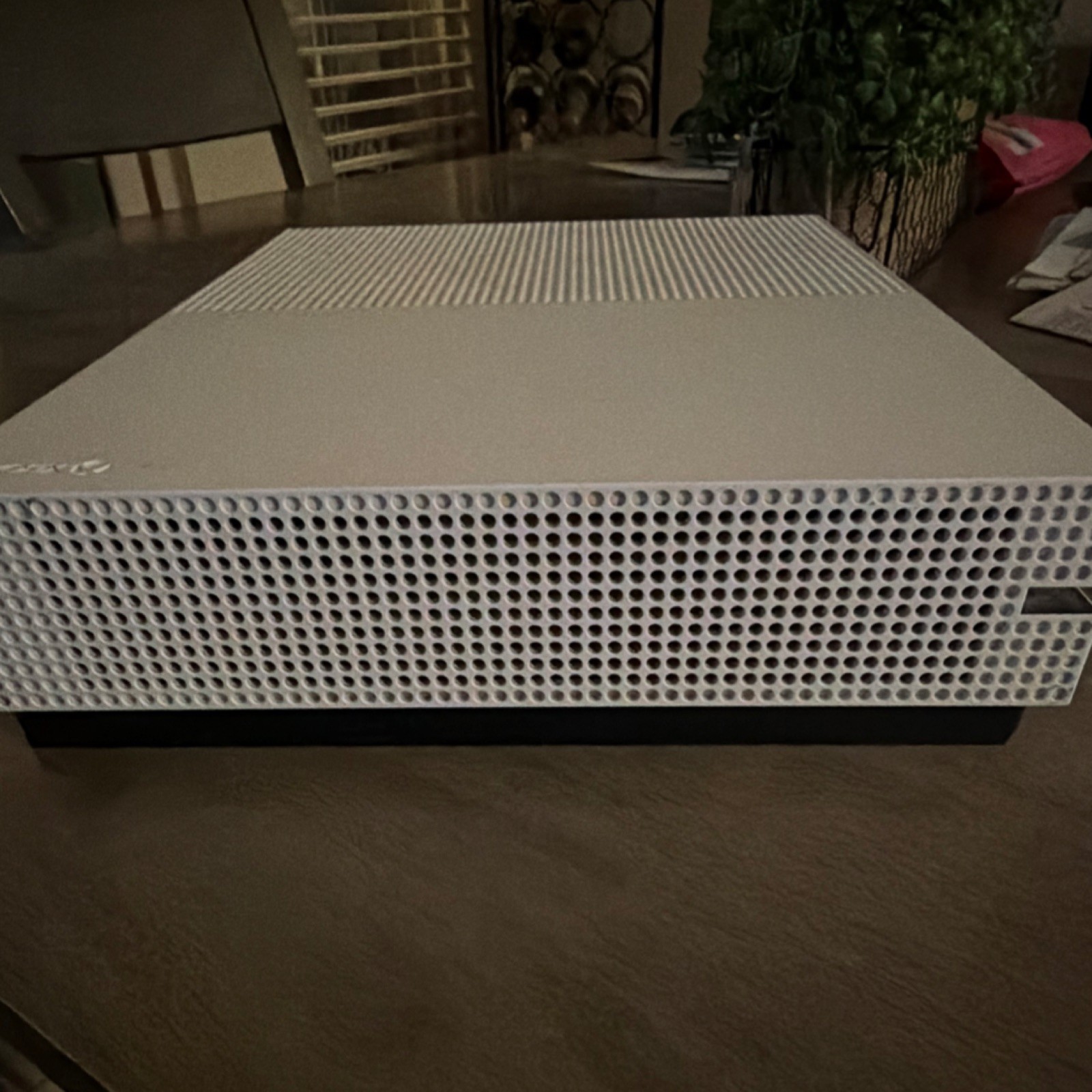 Microsoft Xbox One S White Home Console Wi-Fi HDMI USB-A Ethernet