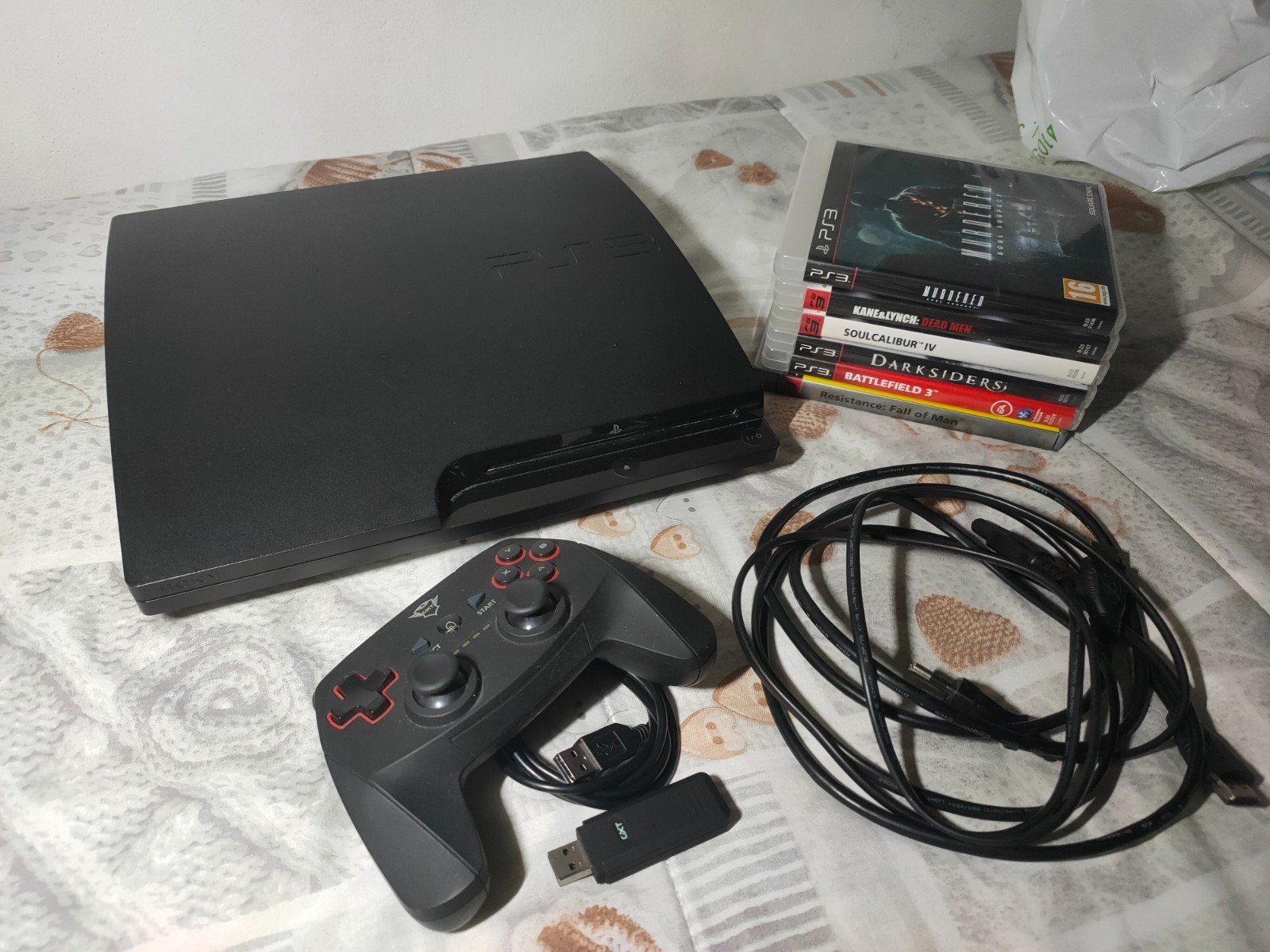 Sony Playstation 3 Slim PS3 Console with 6 Games, Trust GXT Controller and Cables.
