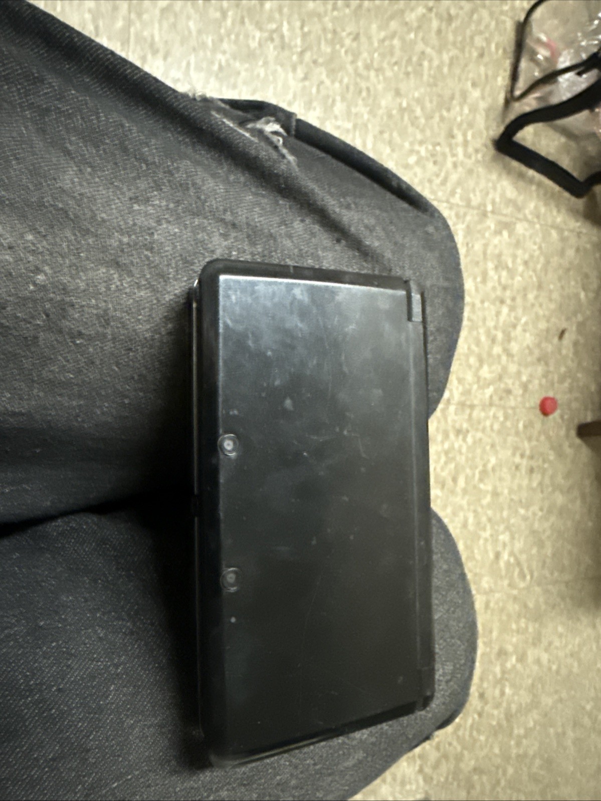 Nintendo 3DS 2GB Handheld System – Cosmo Black