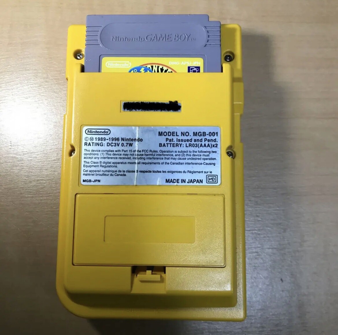 Nintendo GameBoy Pocket yellow & Pokemon Pikachu Soft & Pocket Pikachu 3 Set