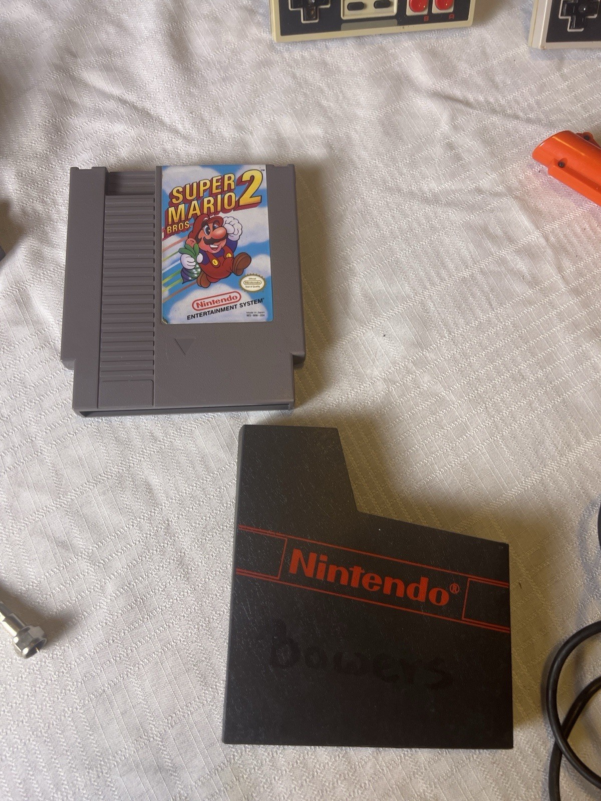 Nintendo NES-001 Console Bundle 2 Controllers Zapper Super Mario Bros 2 Tested