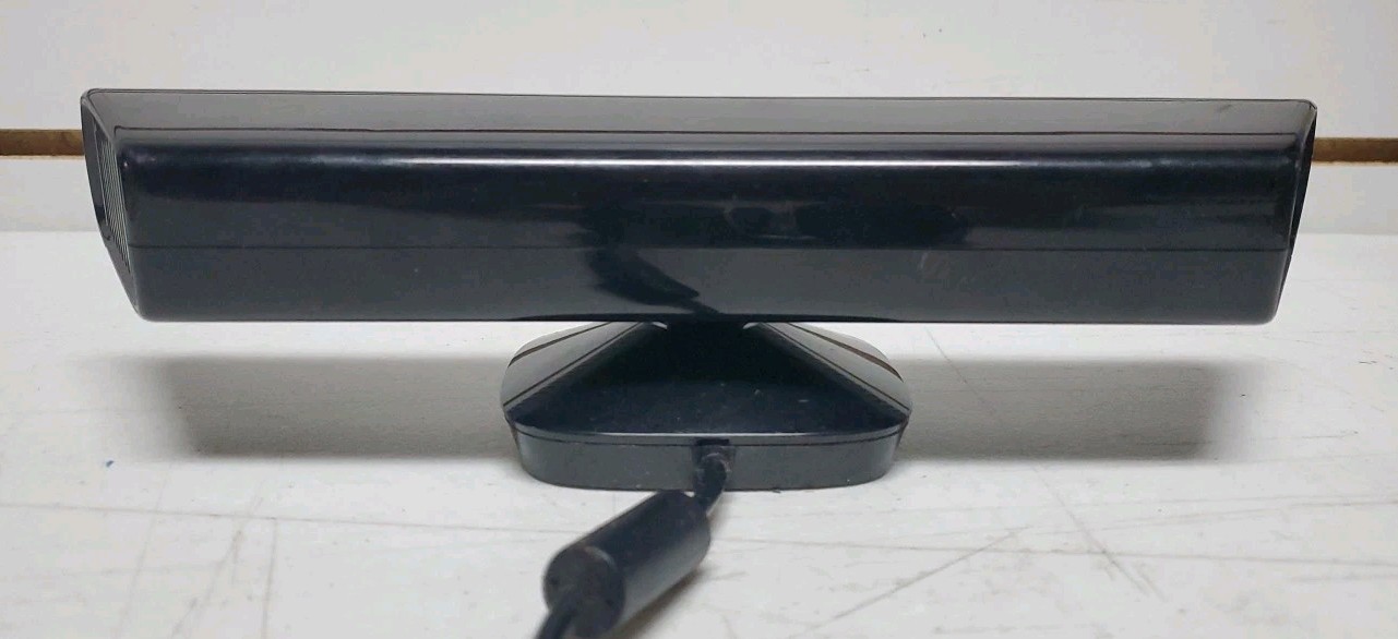 Xbox 360 Kinect Sensor Bar Bundle w/Games – Tested & Works – Lot #15 *READ*
