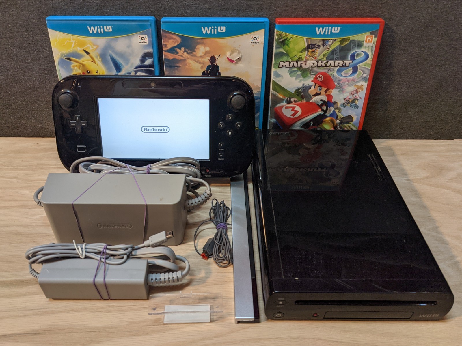 Nintendo Wii U 32 GB Super Mario 3D World Deluxe Set – Black