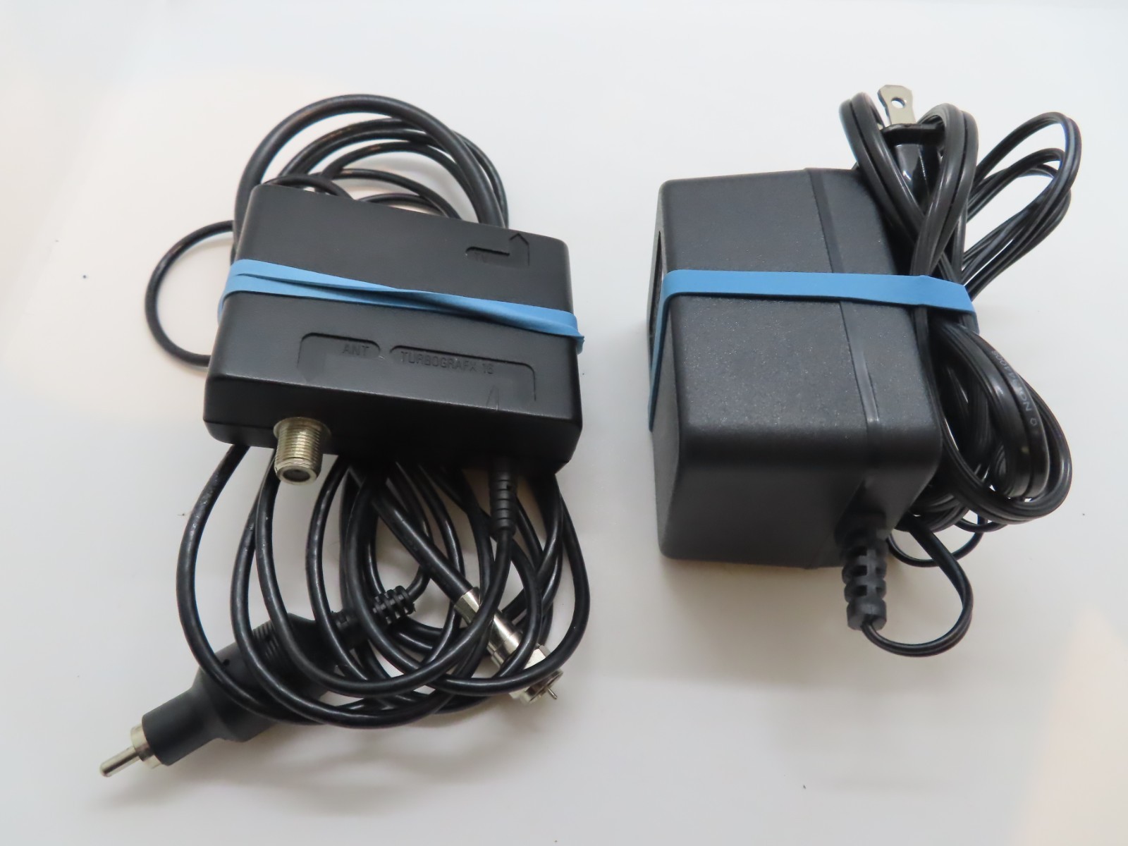 TURBOGRAFX 16 System Plus Extras & 1 Game TESTED