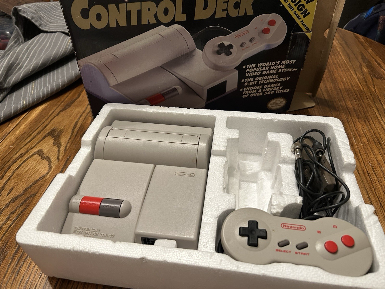Nintendo Entertainment System NES-101 Top Loader Boxed Matching Serial Read