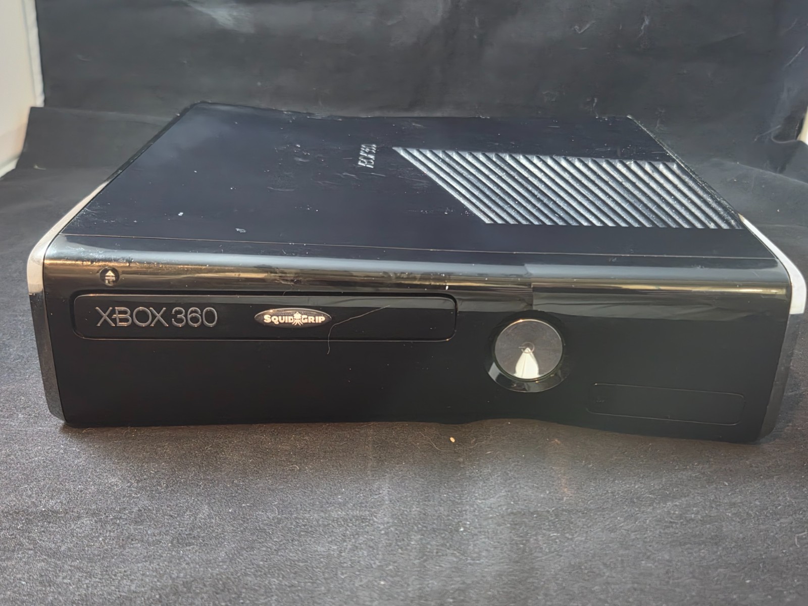 Microsoft Xbox 360 S 250GB Console Gaming System Only Glossy Black No Cords