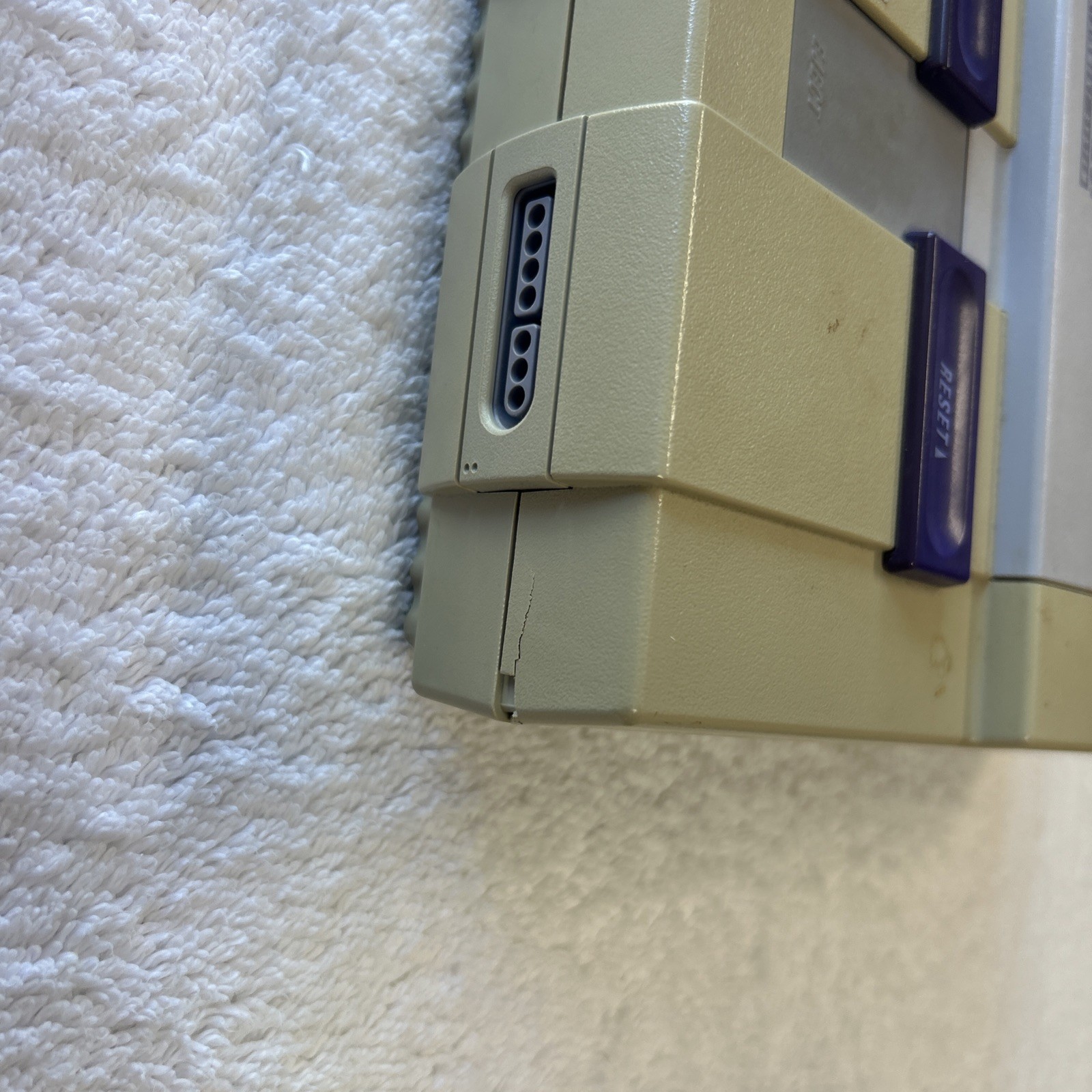 Super Nintendo console only. Includes RF Switch And Power Supply.