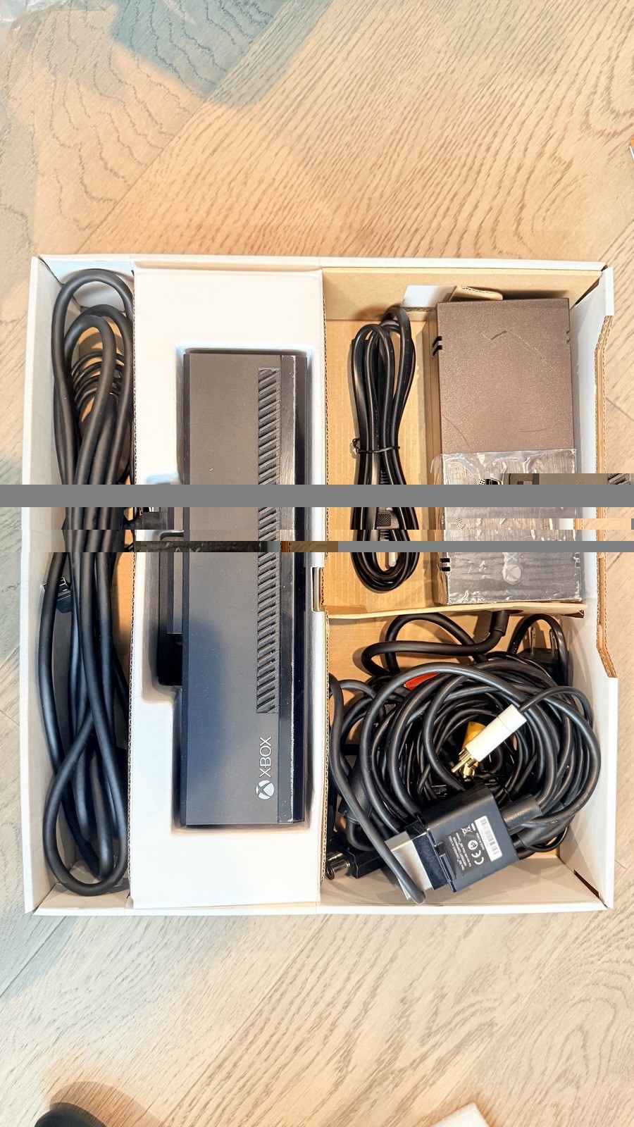Microsoft Xbox One 500GB Kinect Black w/ Box 2 Controllers PSU Cables