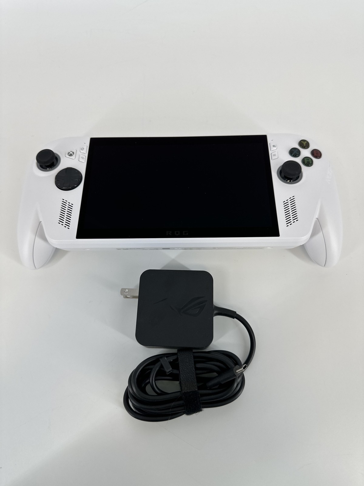 Asus ROG Xbox Ally Handheld Console White 512GB w/ Charger – Excellent