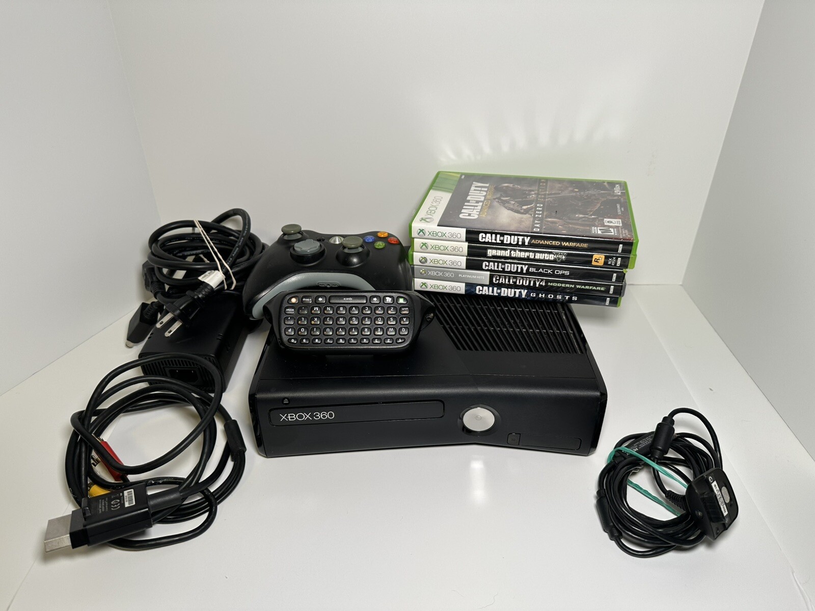 XBox 360 S Console Bundle with controller, keyboard attachment, and 5 games