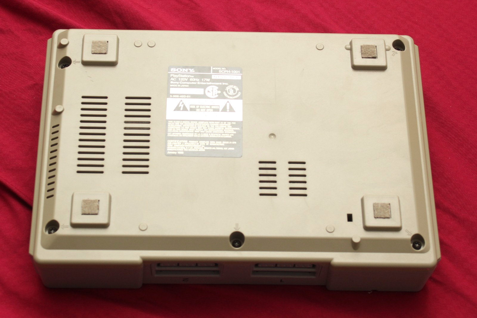 Sony PS1 Model SCPH-1001 Console RCA Ports CD Audio w/Game (Tested)