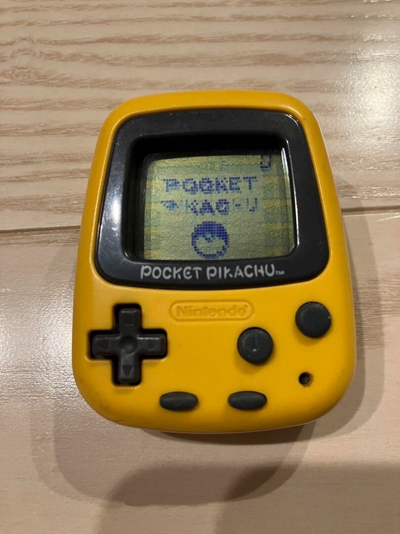 Nintendo Pocket Pikachu MPG-001 Pokemon Pedometer 1998 Virtual Pet Used Tested