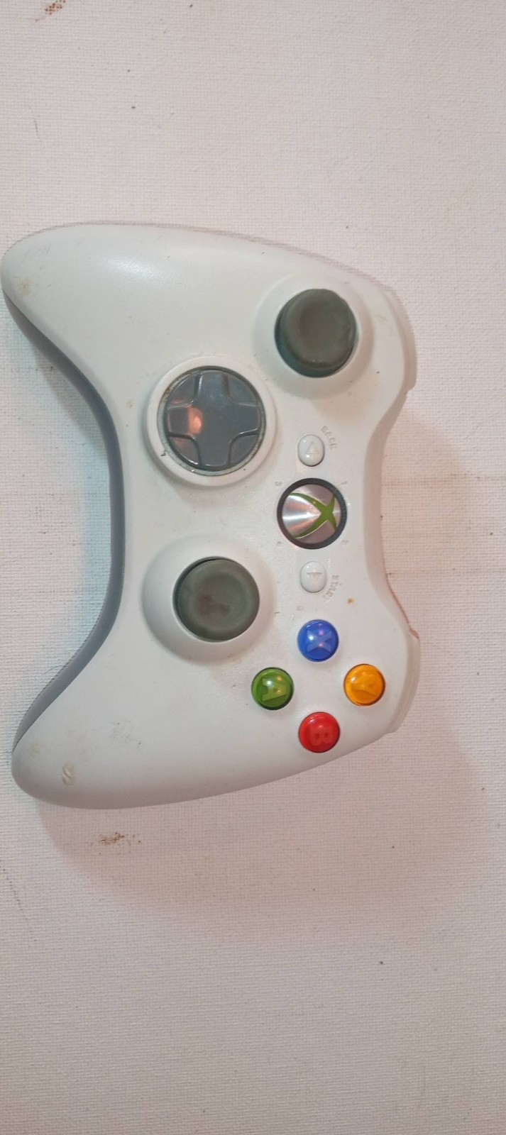 Microsoft Xbox 360 S Console W/HDD/Cords + white controller works great tested