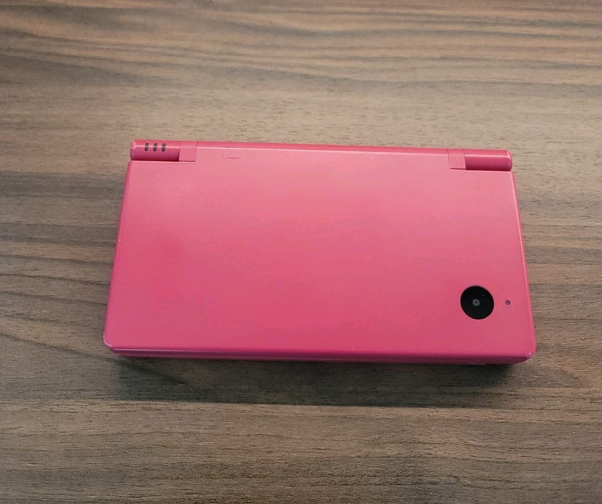 Nintendo DSi Pink Handheld System TESTED with Charger