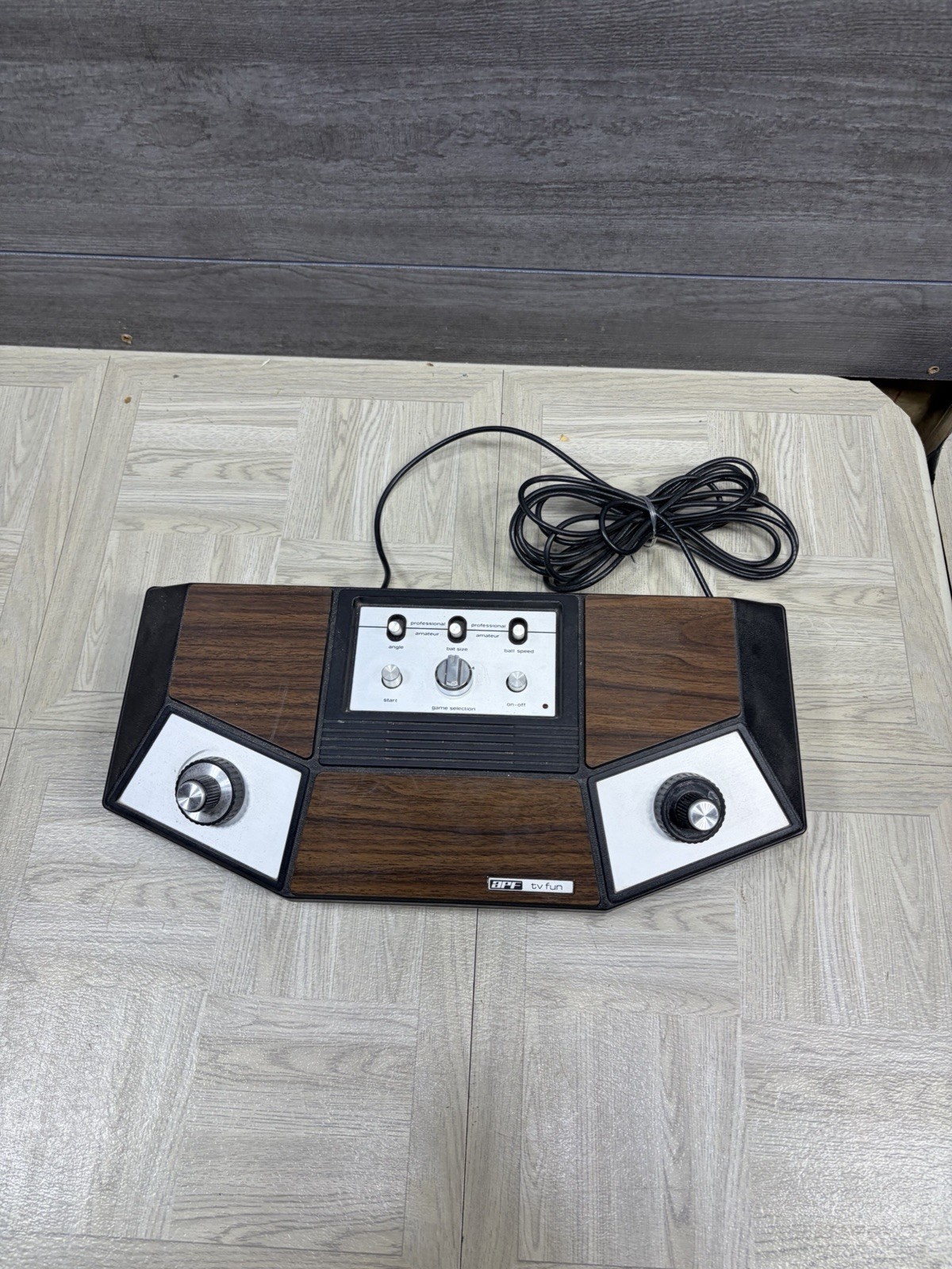 Vintage apf TV fun Video Game Console Model 401 A AS IS – Powers On –