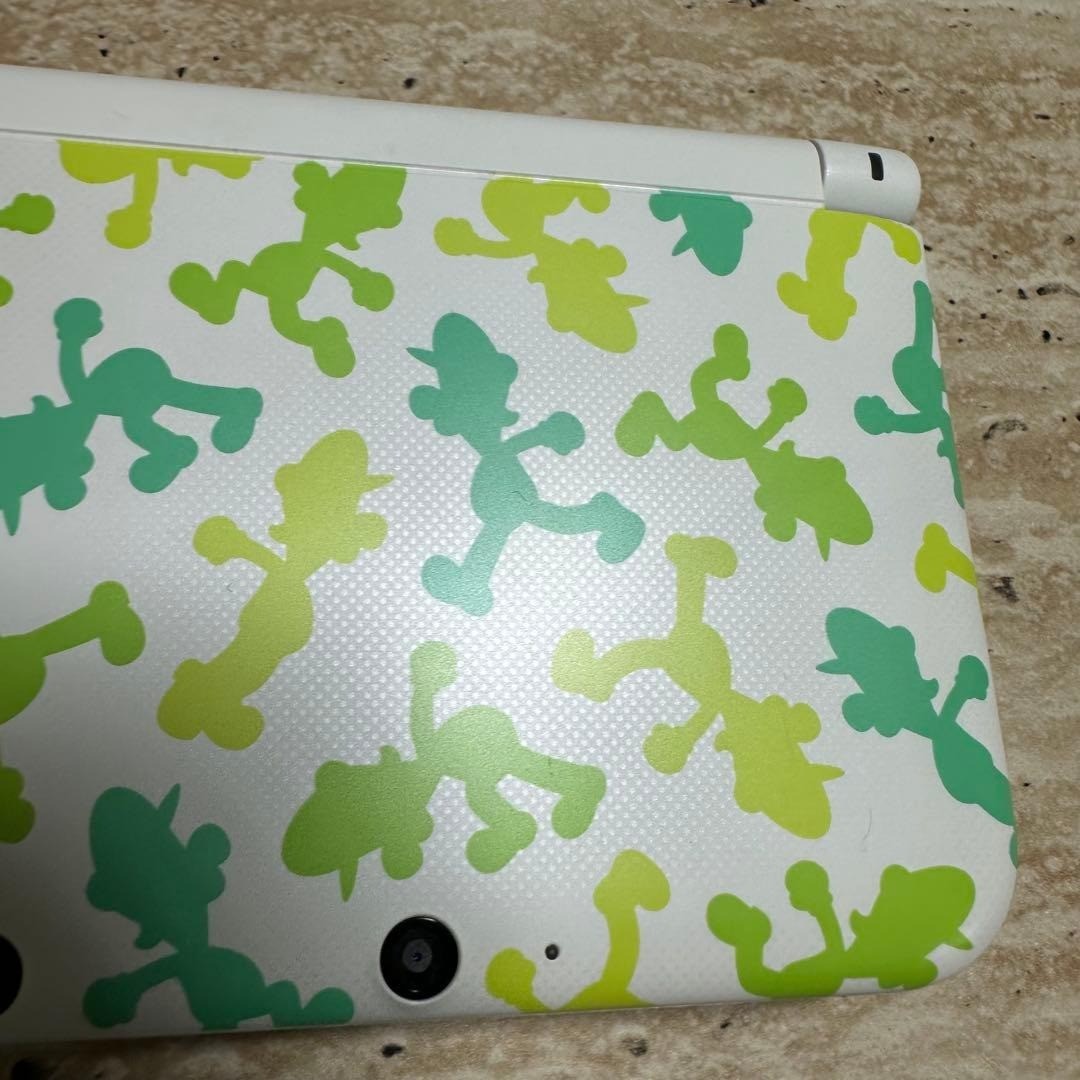 Nintendo 3DS LL Luigi 30th Anniversary Edition Console Tested Working 6552
