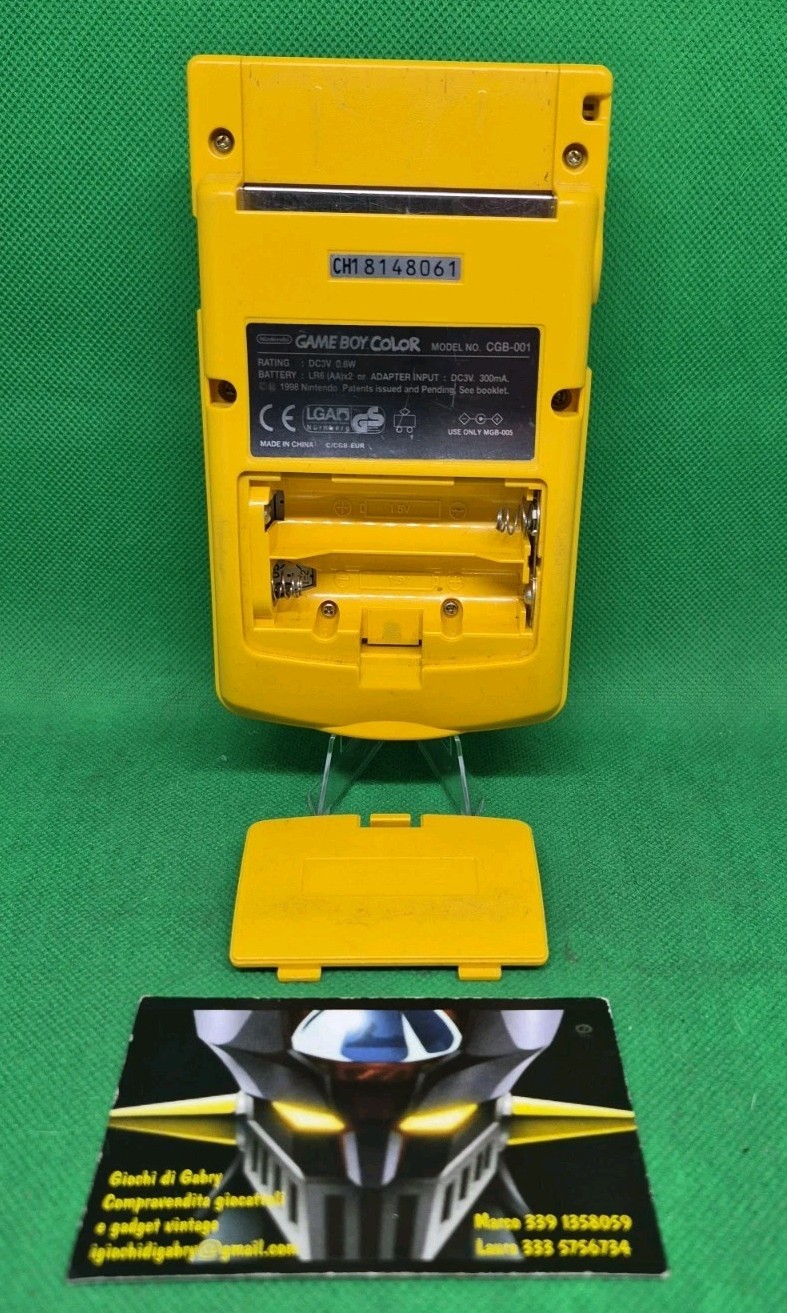 NINTENDO Electronics, GAME BOY Gameboy COLOR mod. CGB-0O1 Yellow, 1998 Working!