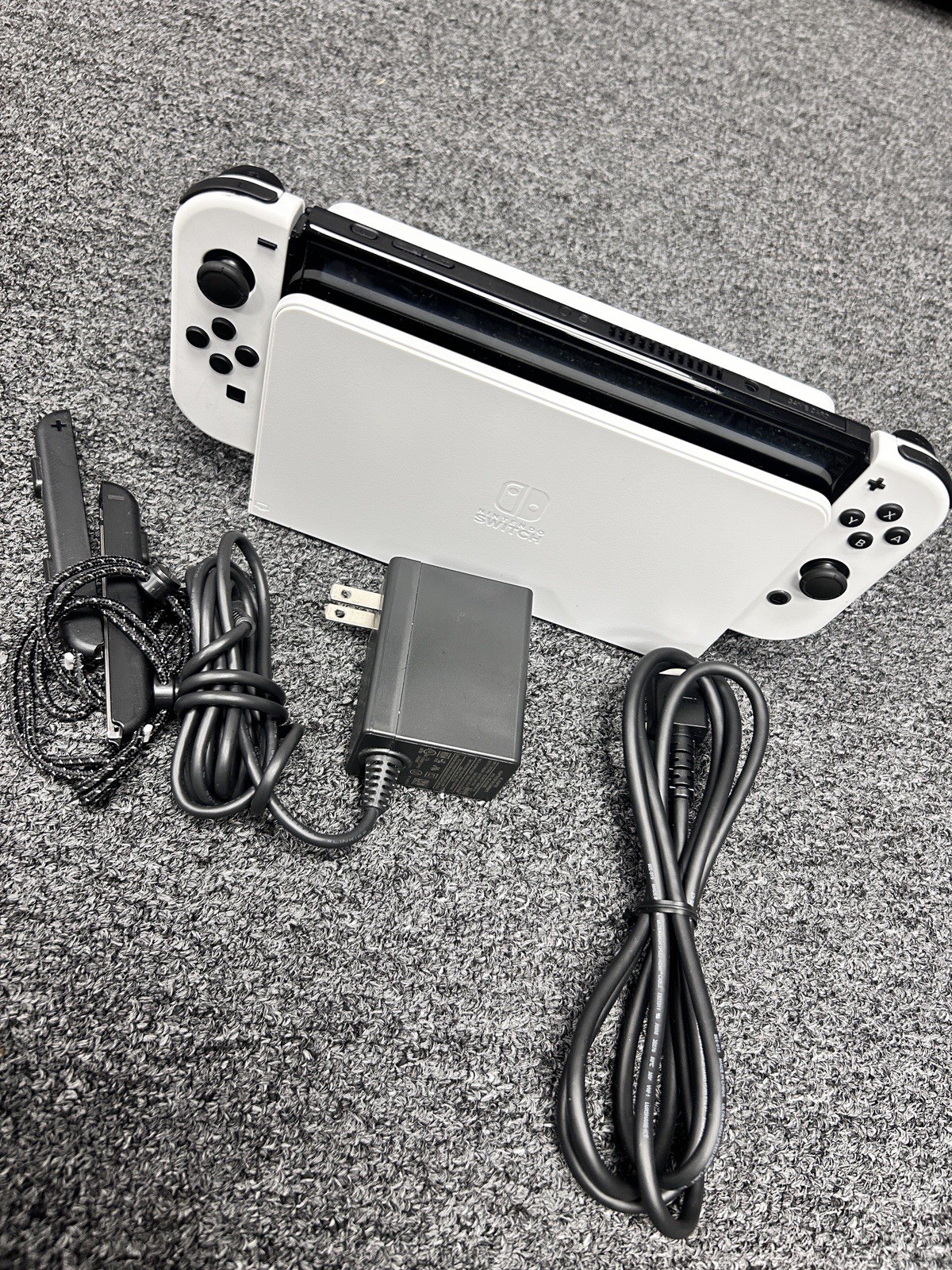 Nintendo Switch OLED Console w/ Controller/Dock/Charger/ – Excellent