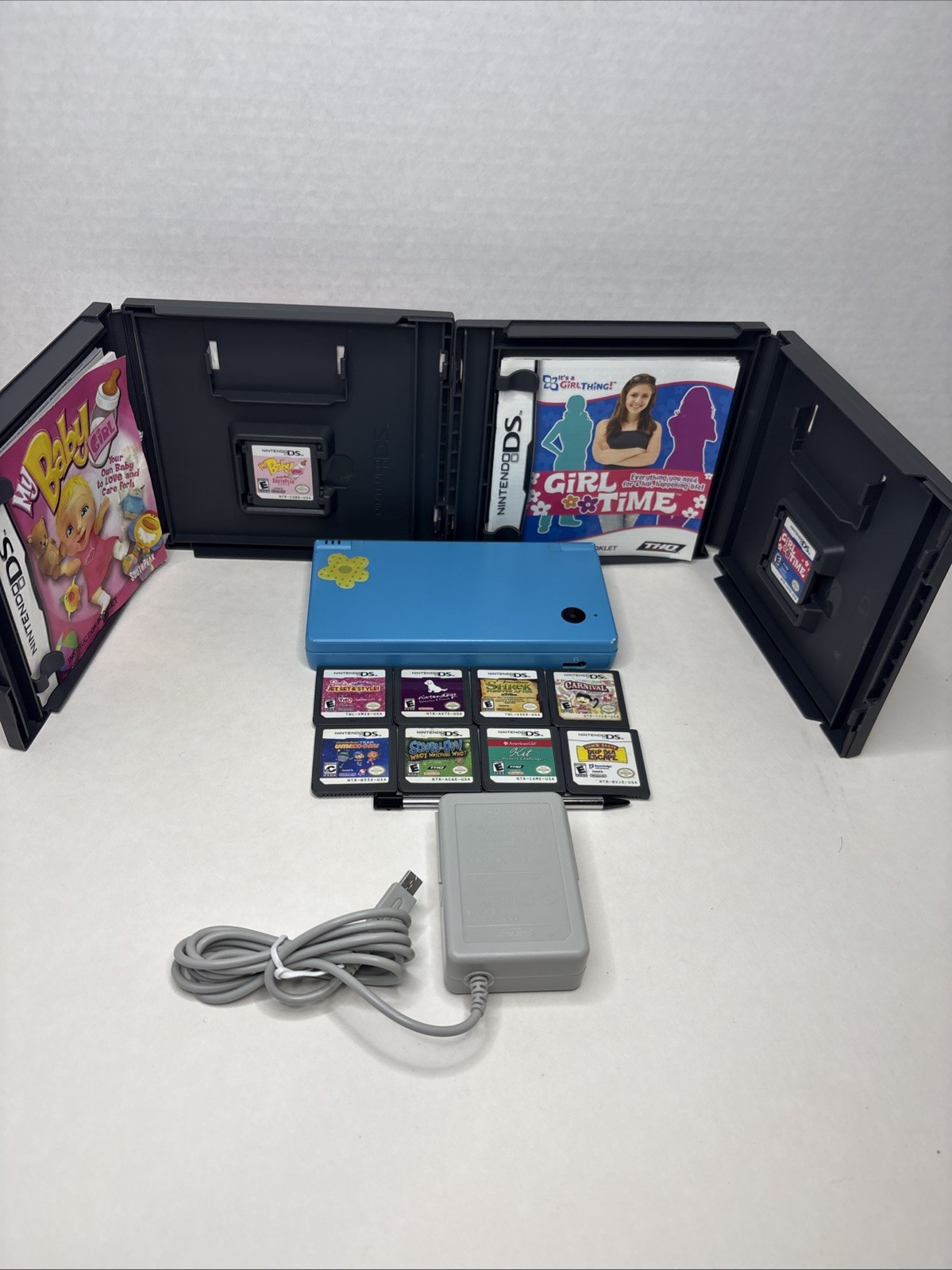 Nintendo DSI Handheld System Aqua Blue! Aftermarket Charger Stylus And Game Lot