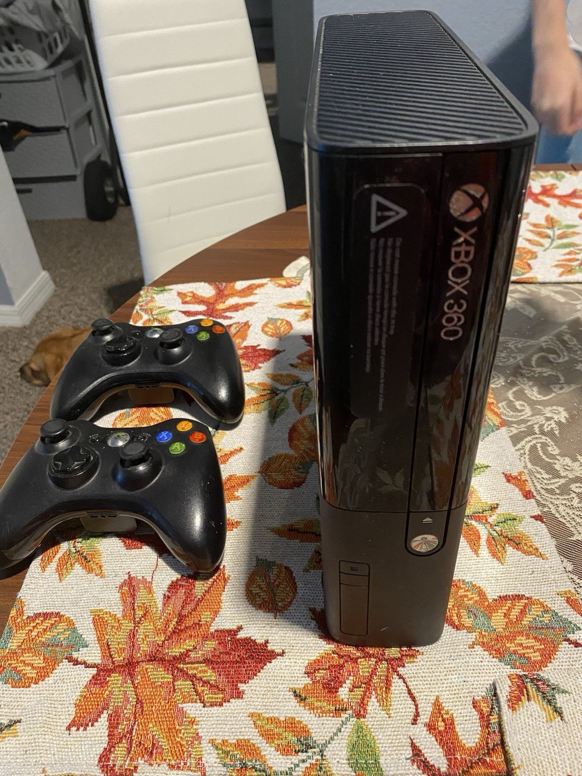 Microsoft Xbox 360 S 4GB Black Console