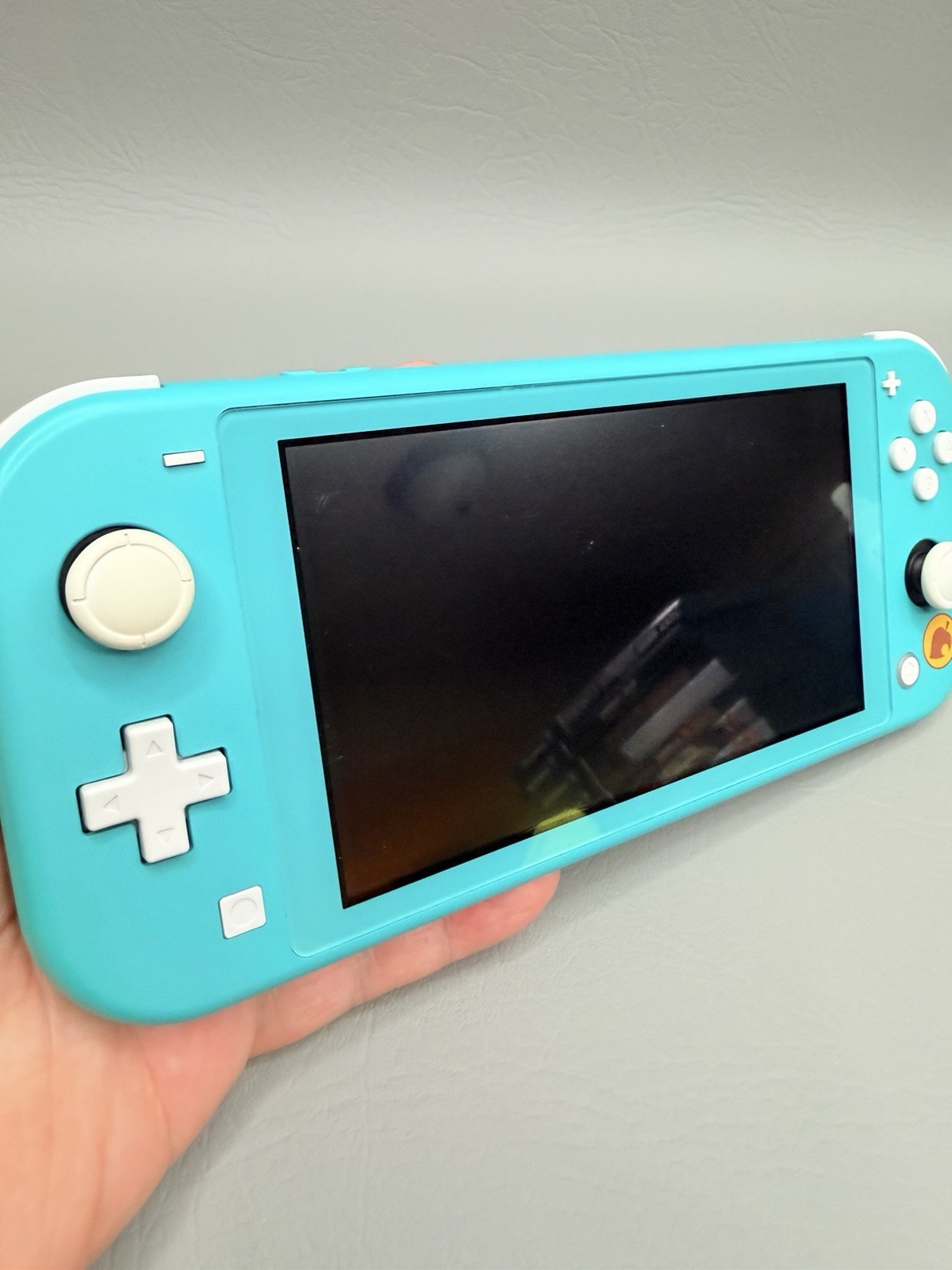 Nintendo Switch Lite – Animal Crossing Aloha Edition – Turquoise – Charger Incl.
