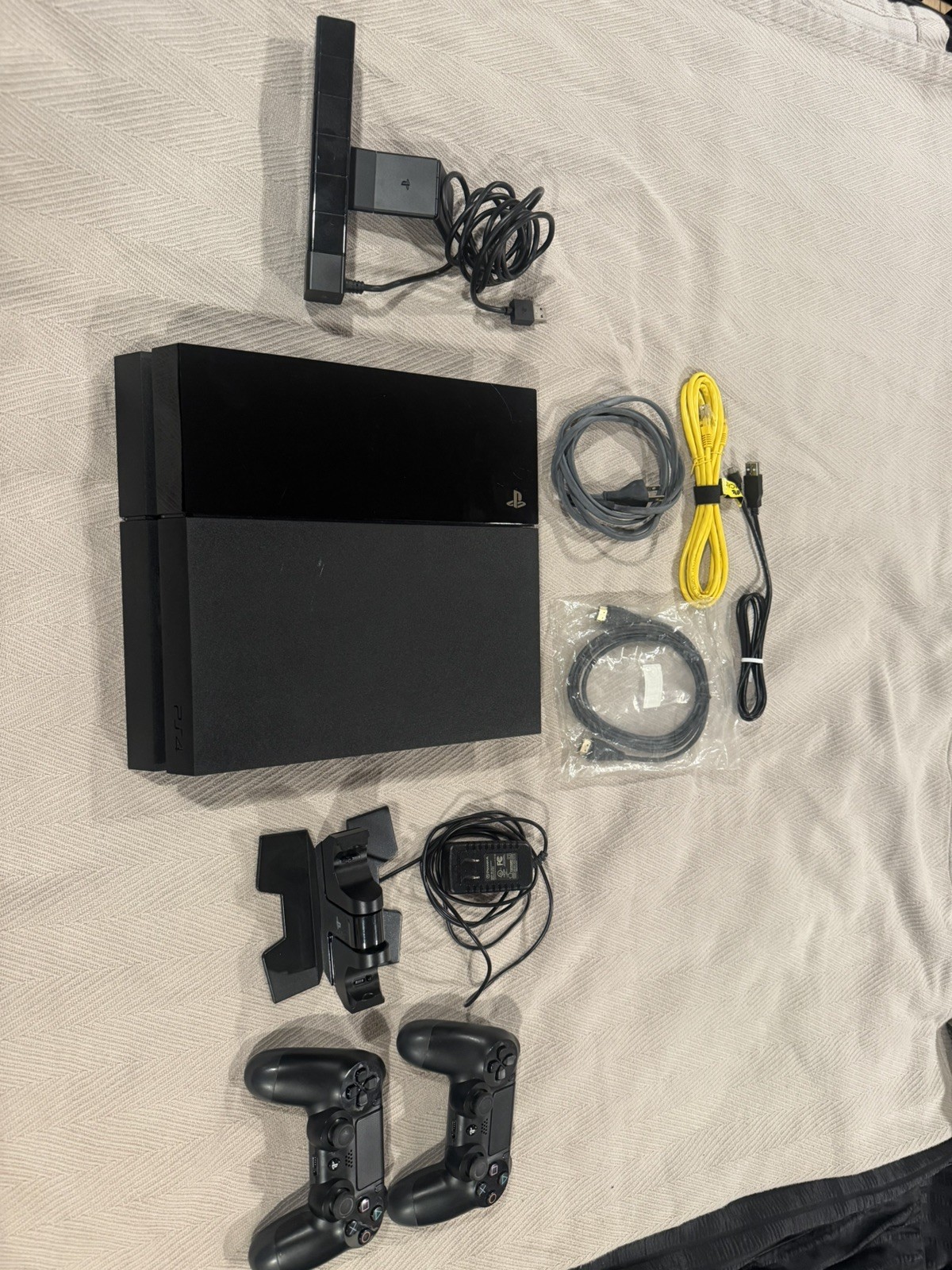 Sony PS4 500GB CUH-1001A Console Bundle Tested Complete Working See DESCRIPTION