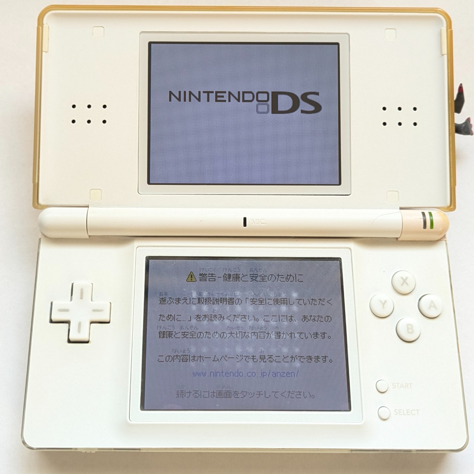 Nintendo DS Lite Polar White Console Pokemon Fire Type Tested Charger Strap Case