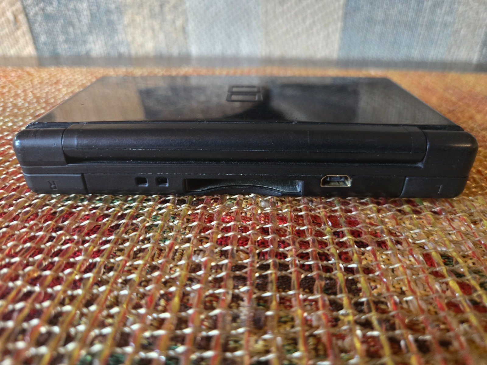 Nintendo DS Lite Console Black With Games, Charger & Stylus TESTED
