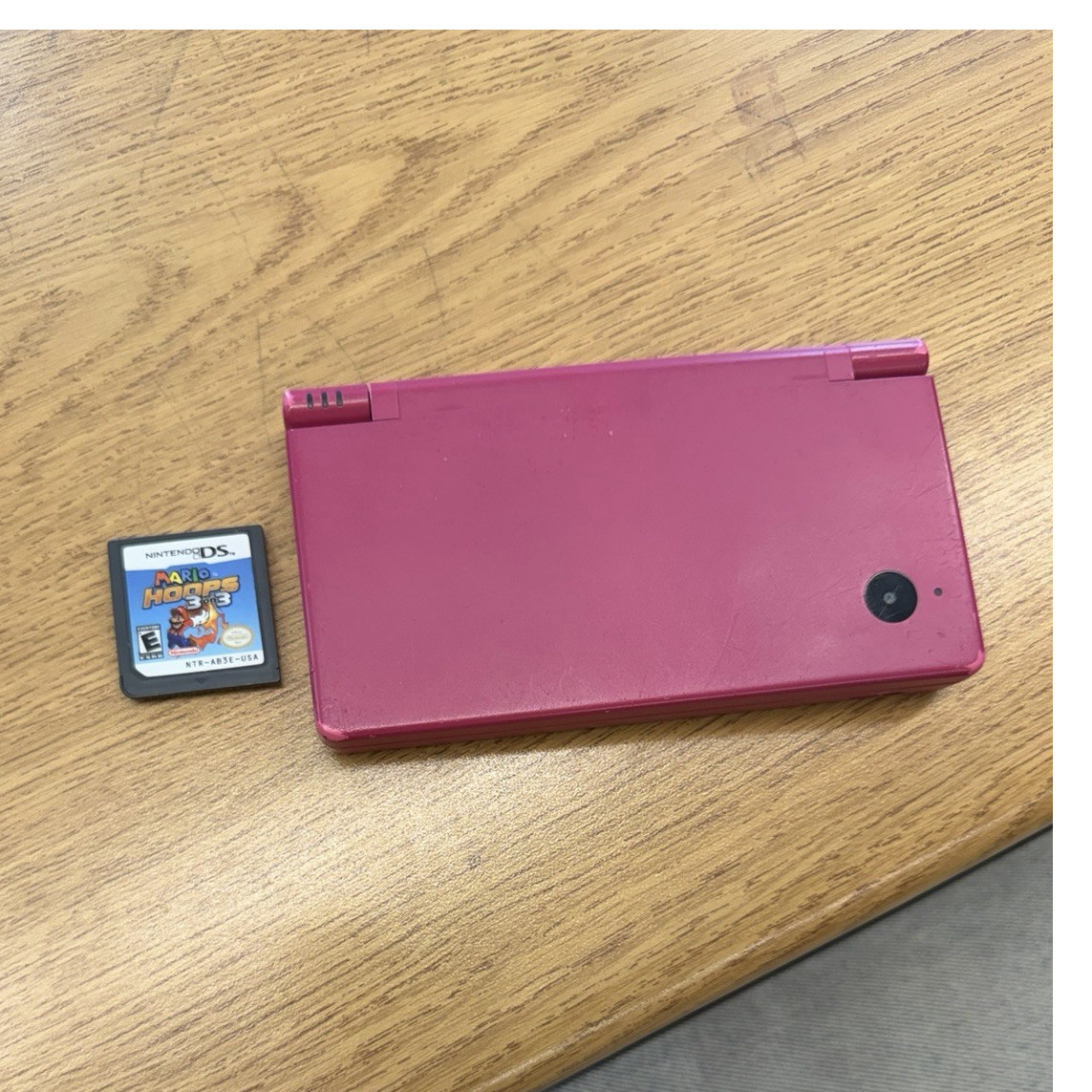 Nintendo DSi Pink Handheld Console Wi-Fi Dual Screens Touch Screen Microphone