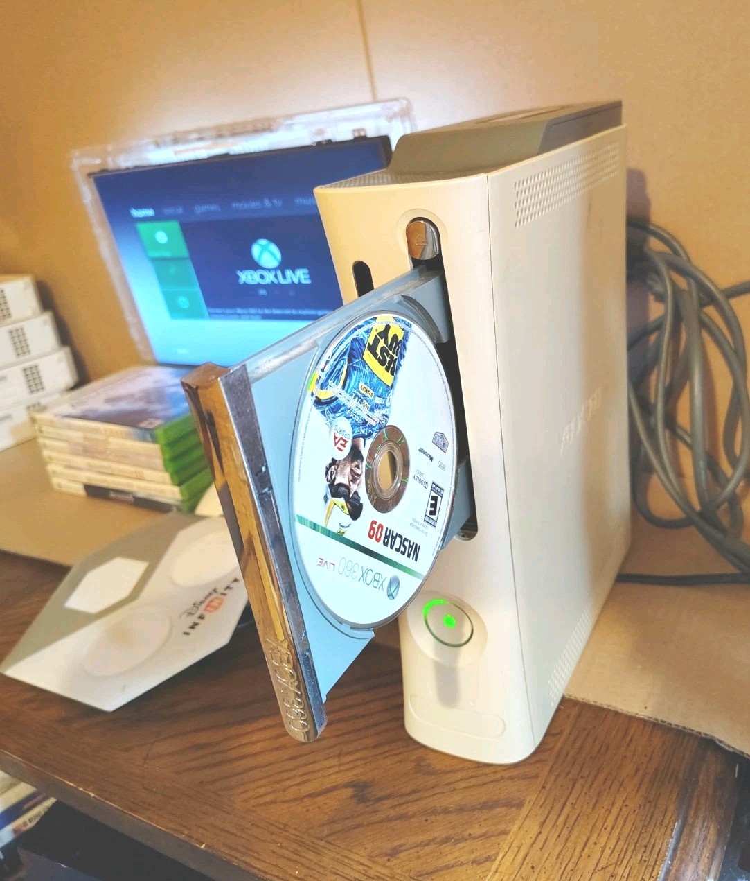 Microsoft Xbox 360 Console With 6 Assassin’s Creed Games Bundle Tv Not Included