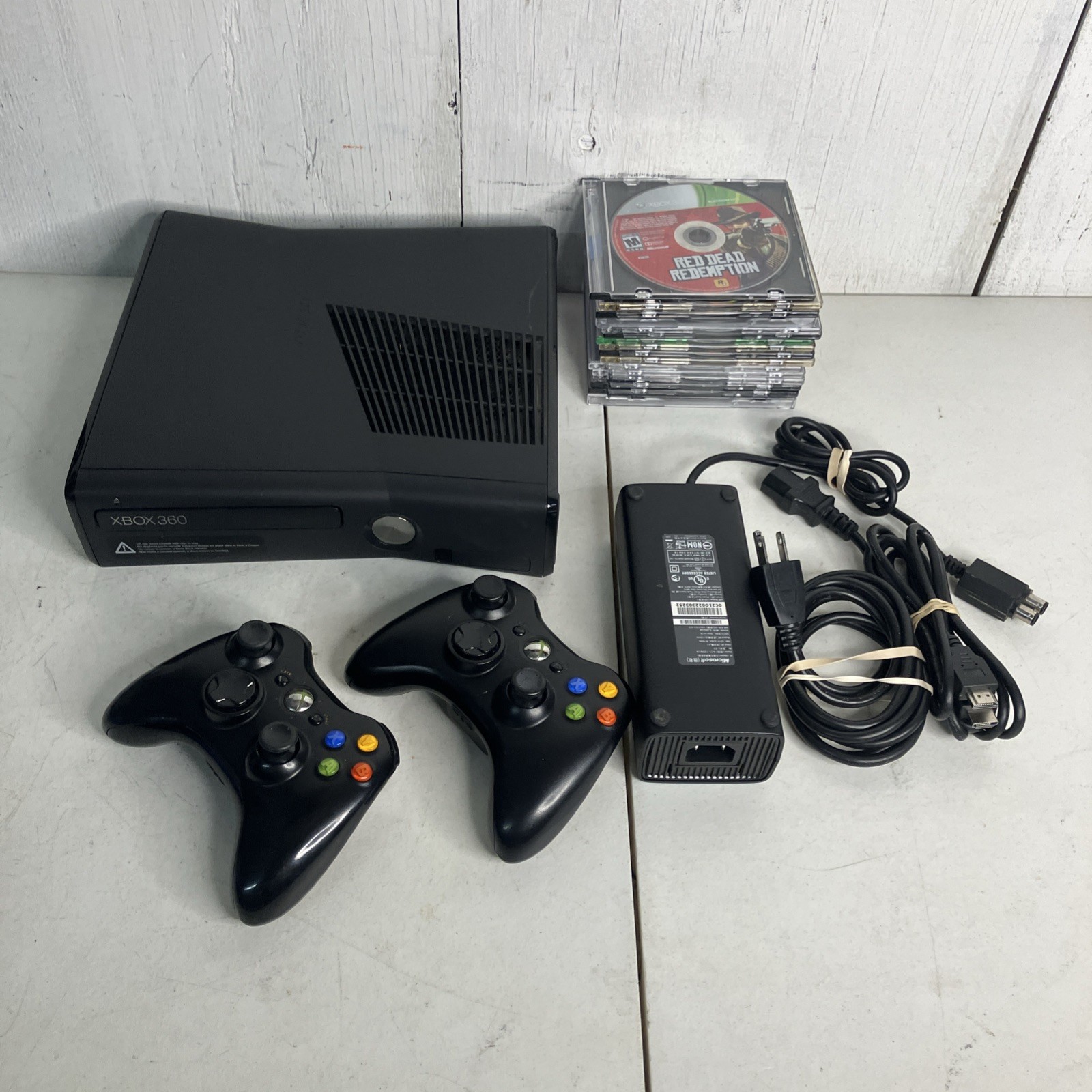 Xbox 360 S Slim Bundle 1439 Console 250GB 15 Games Red Dead Batman Devil May Cry
