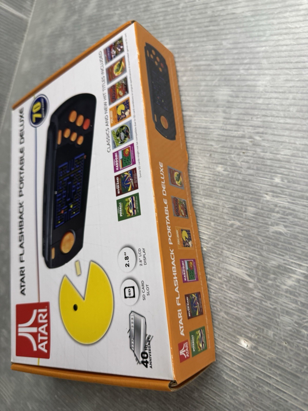 ATARI Flashback Portable Deluxe / 70 Built In Games 2.8 Inch LCD SD Card Slot