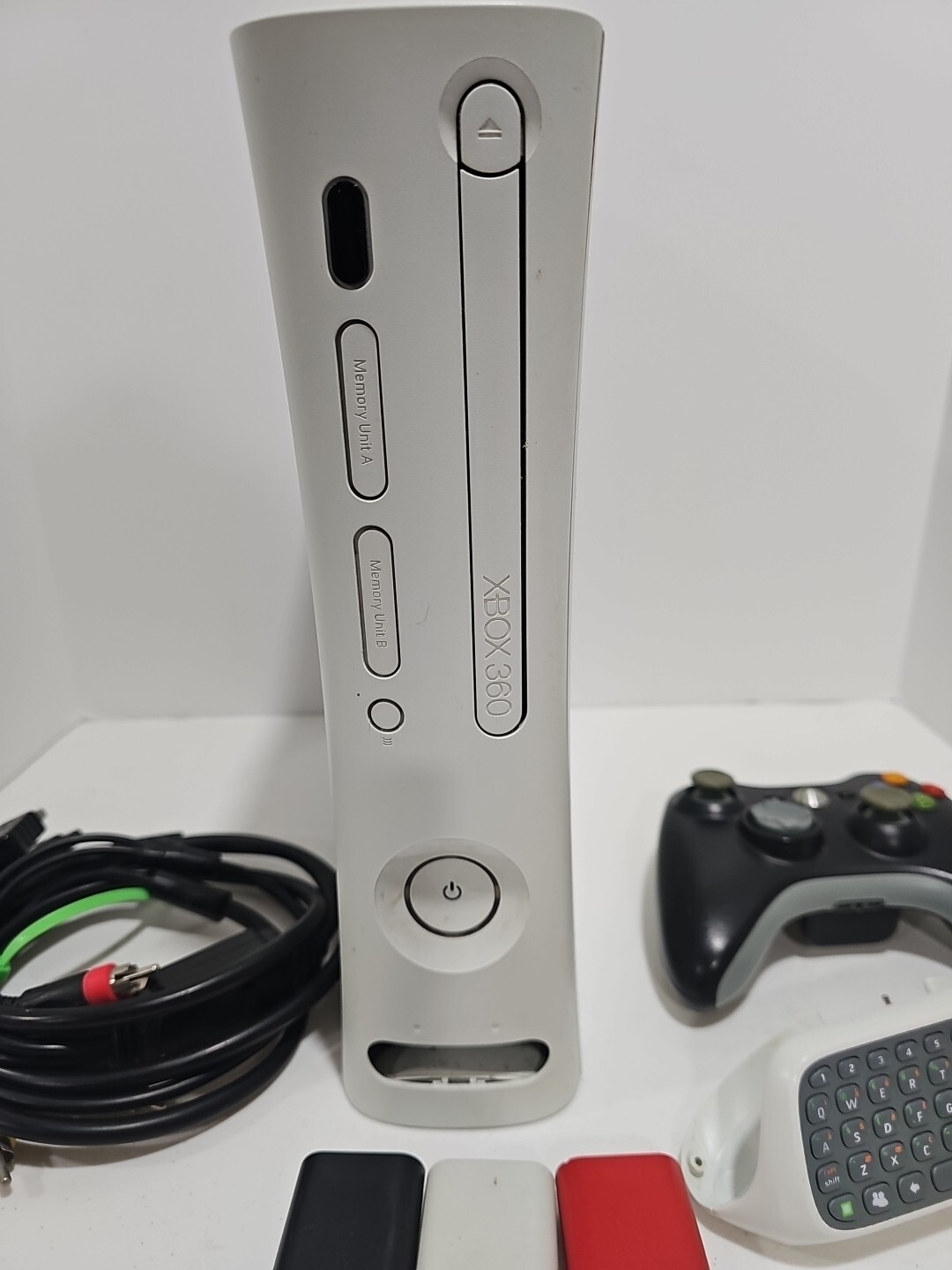 Microsoft Xbox 360 Pro 20GB Console – Matte White- NOT WORKING PARTS ONLY
