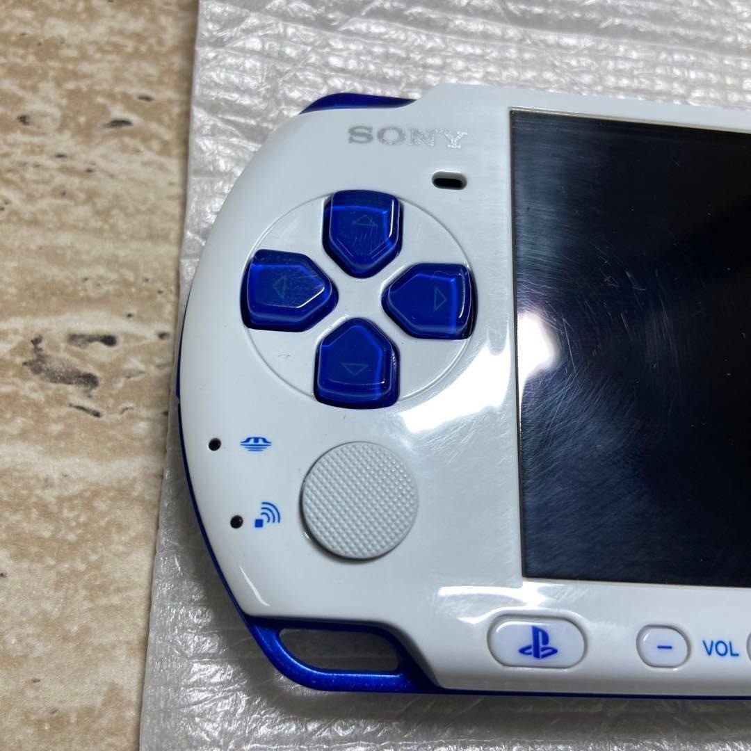 Sony PSP 3000 Value Pack White Blue Complete in Box 6715