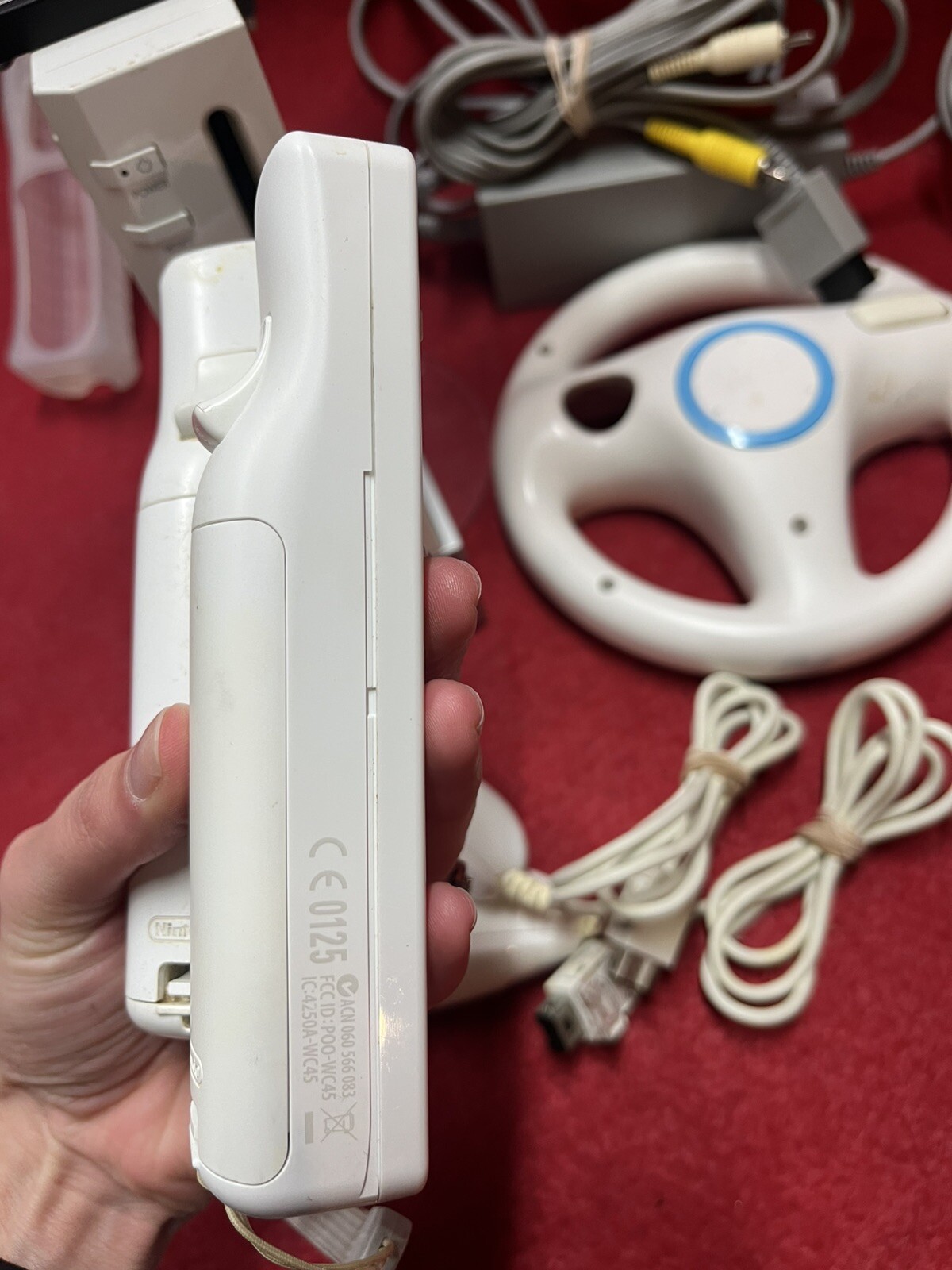Nintendo RVL-101 Wii Video Game Console White Bundle