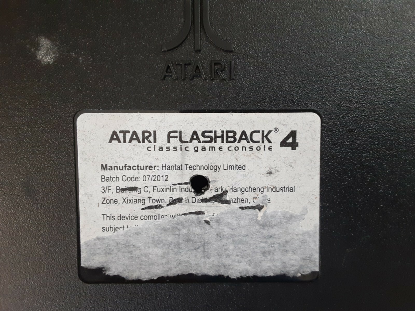 Atari Flashback 4 classic game console w/2 Joysticks untested Hantat Tech 2012