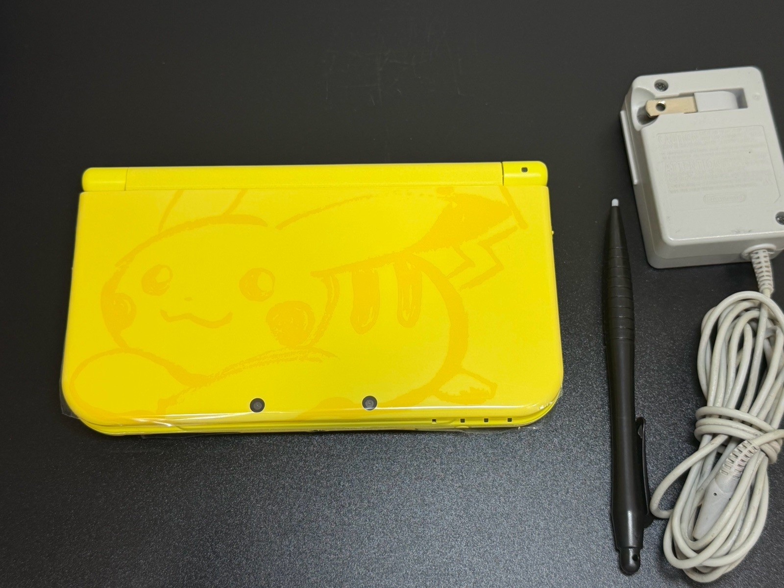 Nintendo NEW 3DS XL Console W/ New Shell & New Screens 100% Tested – **Pikachu