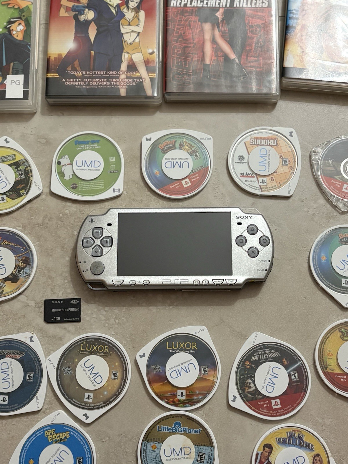 Sony PSP 2001 Silver Console Very Good + 29 Games And Movies Charger Case USA