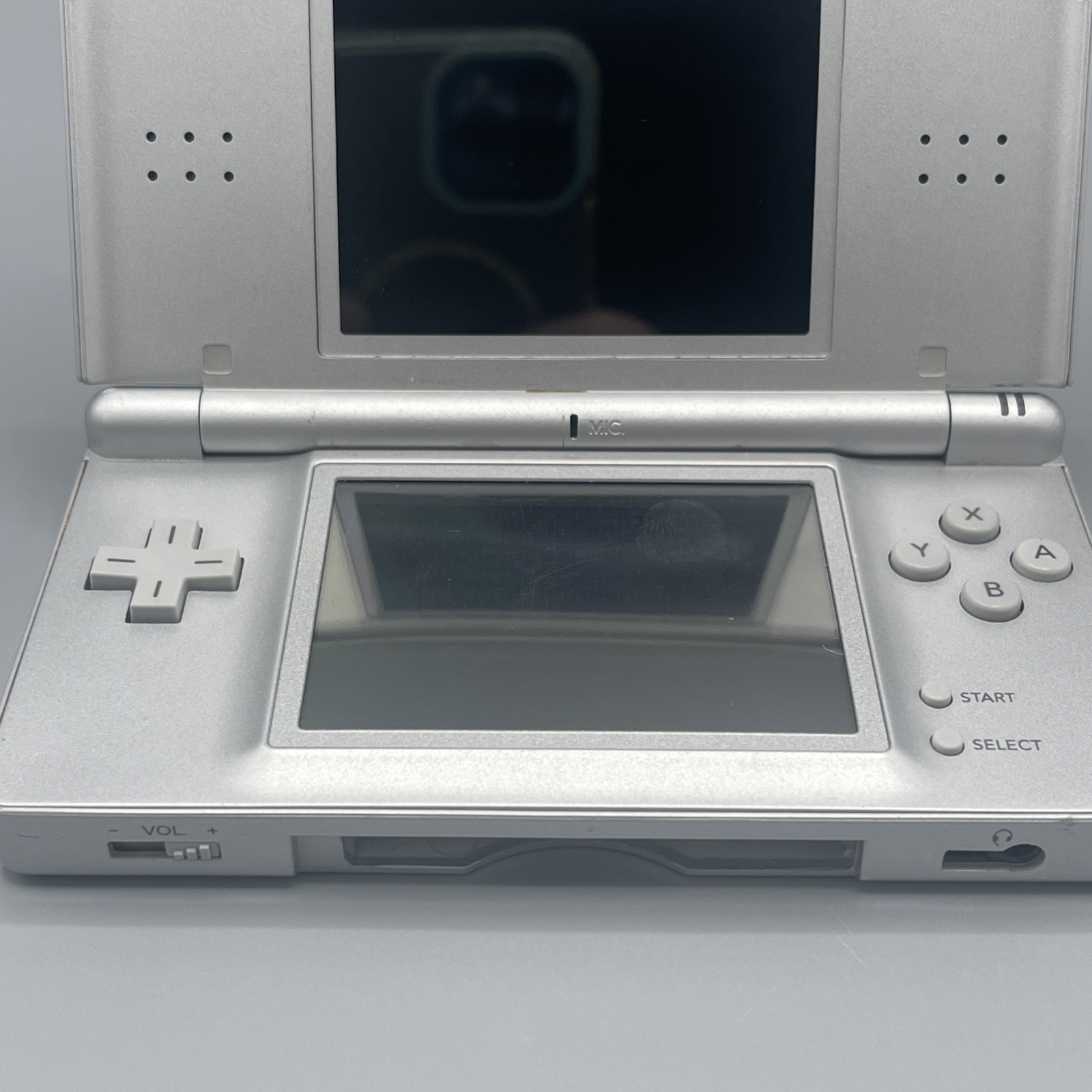 Nintendo DS Lite Silver Handheld Console Touch Screen Bundle W Games Charger
