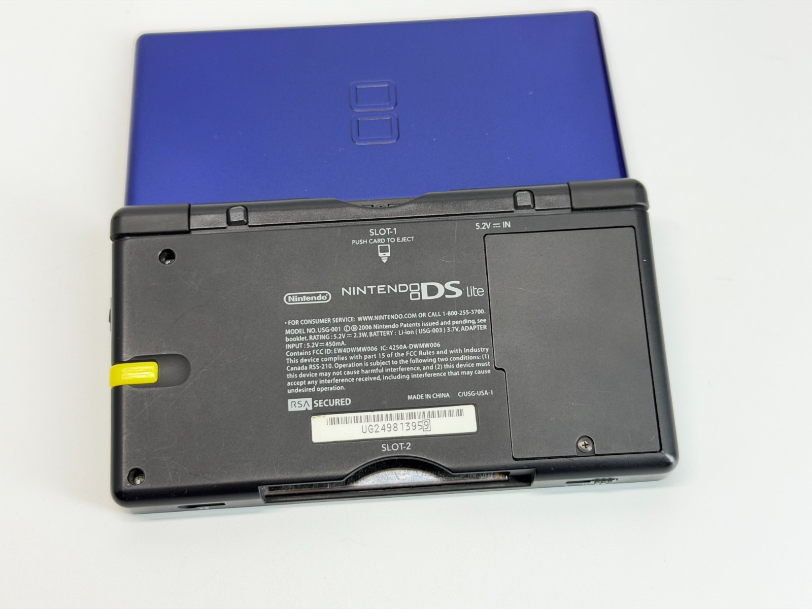Nintendo DS Lite Blue/Black Handheld System Bundle *Cracked Hinge*