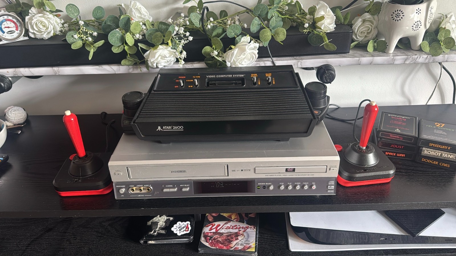 PLUG AND PLAY Vintage 1976 Atari 2600 Console Bundle /Tested- VCR– HDMI Ready