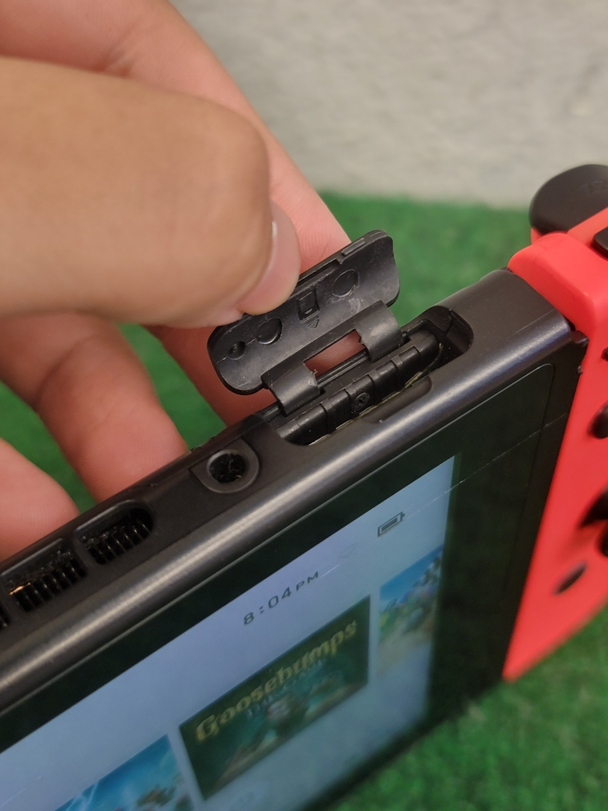 Nintendo Switch Console + Charger & Stand Red HAC-001-01
