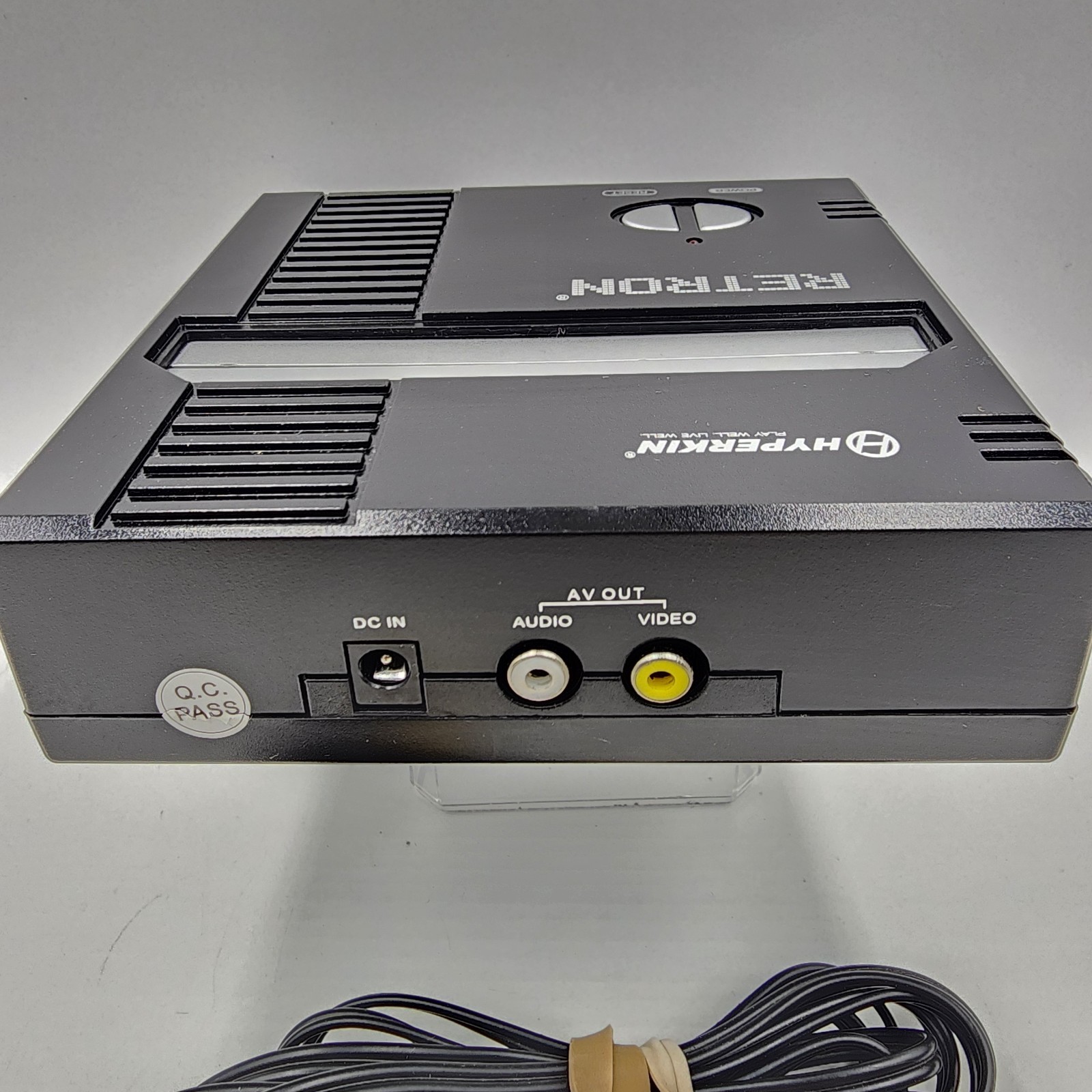Hyperkin RetroN 1 AV Gaming Console – Black Edtn w/ AV cable *preown/untested