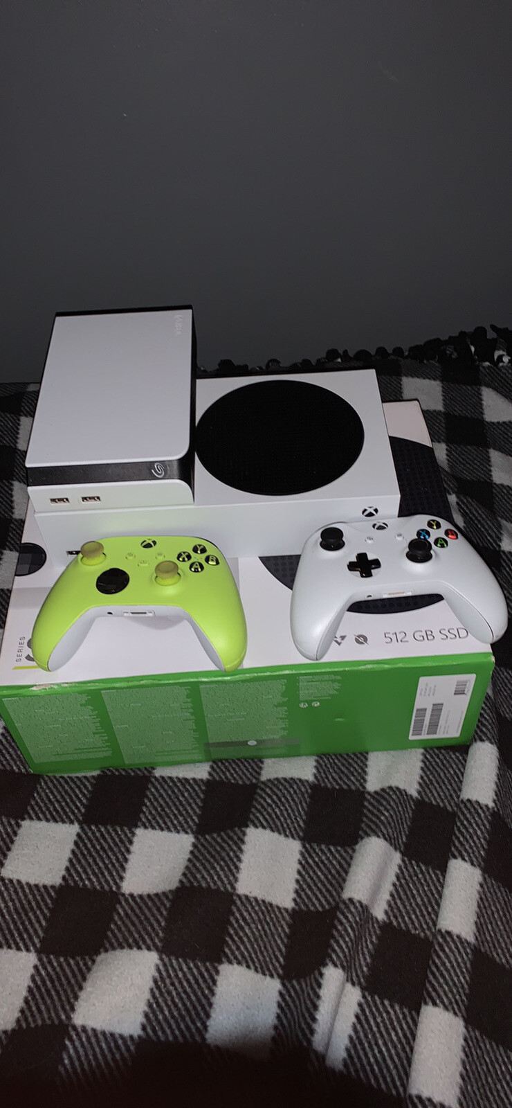 xbox series s console + 2 Controllers and 8 Terabyte External Hard Drive
