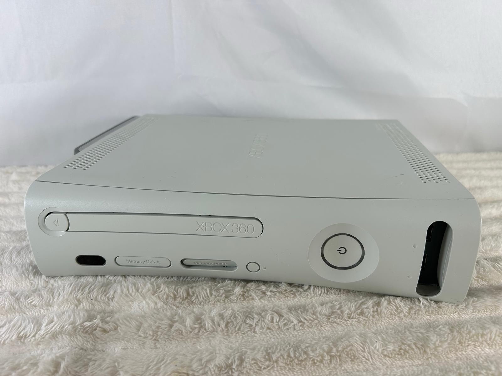 Microsoft Xbox 360 Arcade Edition Console W/ Box For Parts RepairNot Working