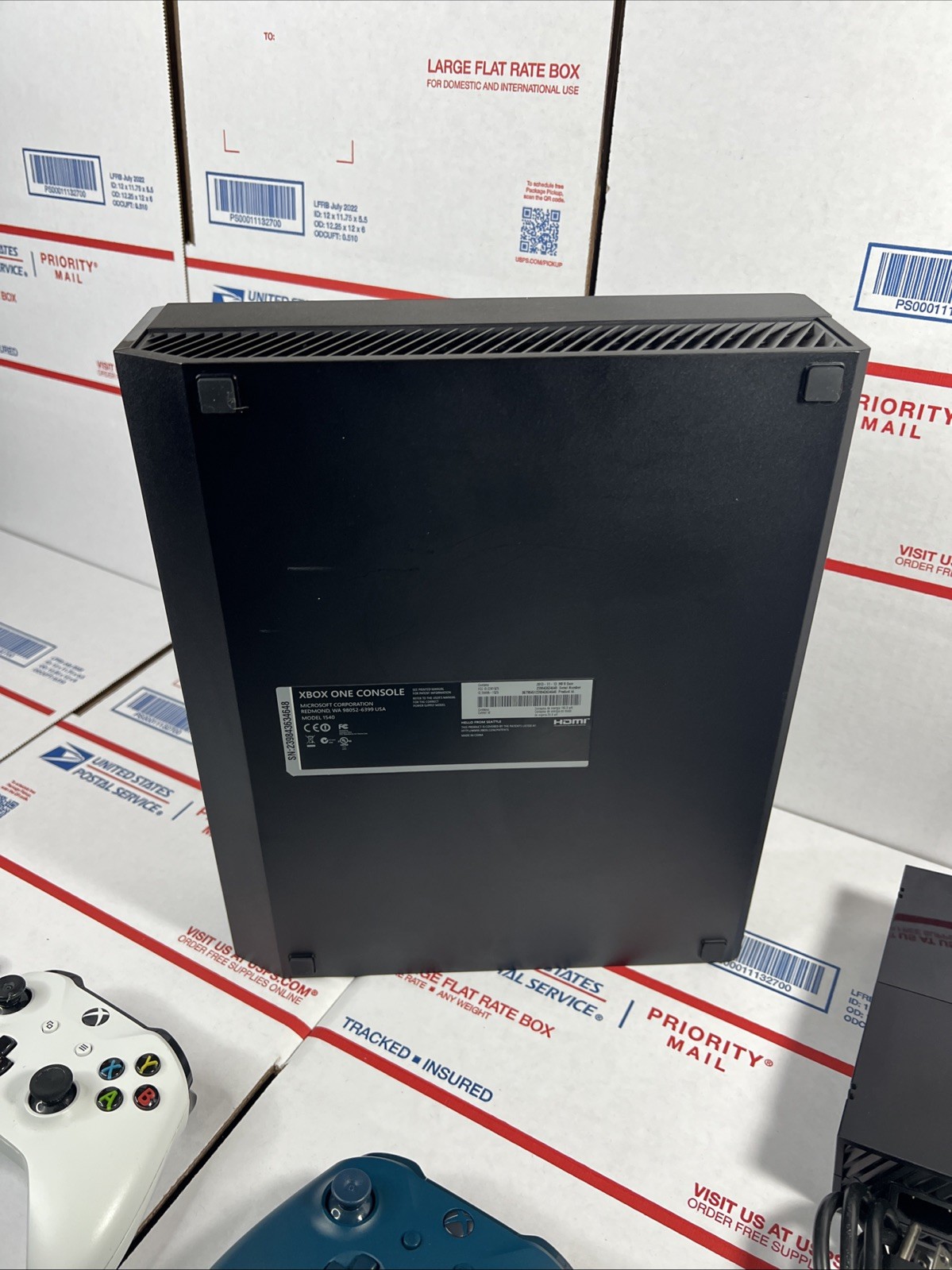 Microsoft Xbox One 500GB Model 1540 Console Bundle – SAME DAY SHIP – WARRANTY