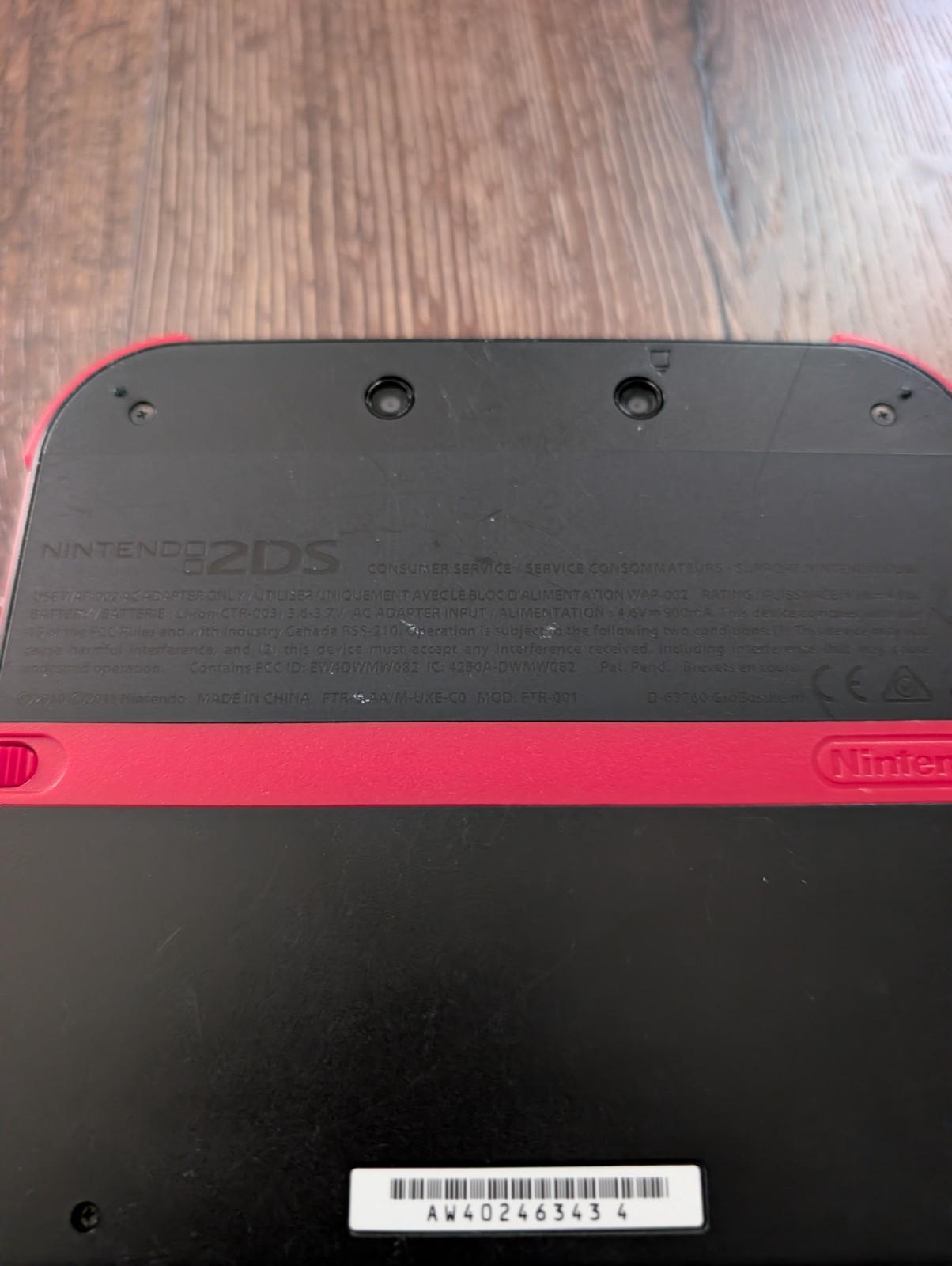 Nintendo 2DS Console – Black/Red