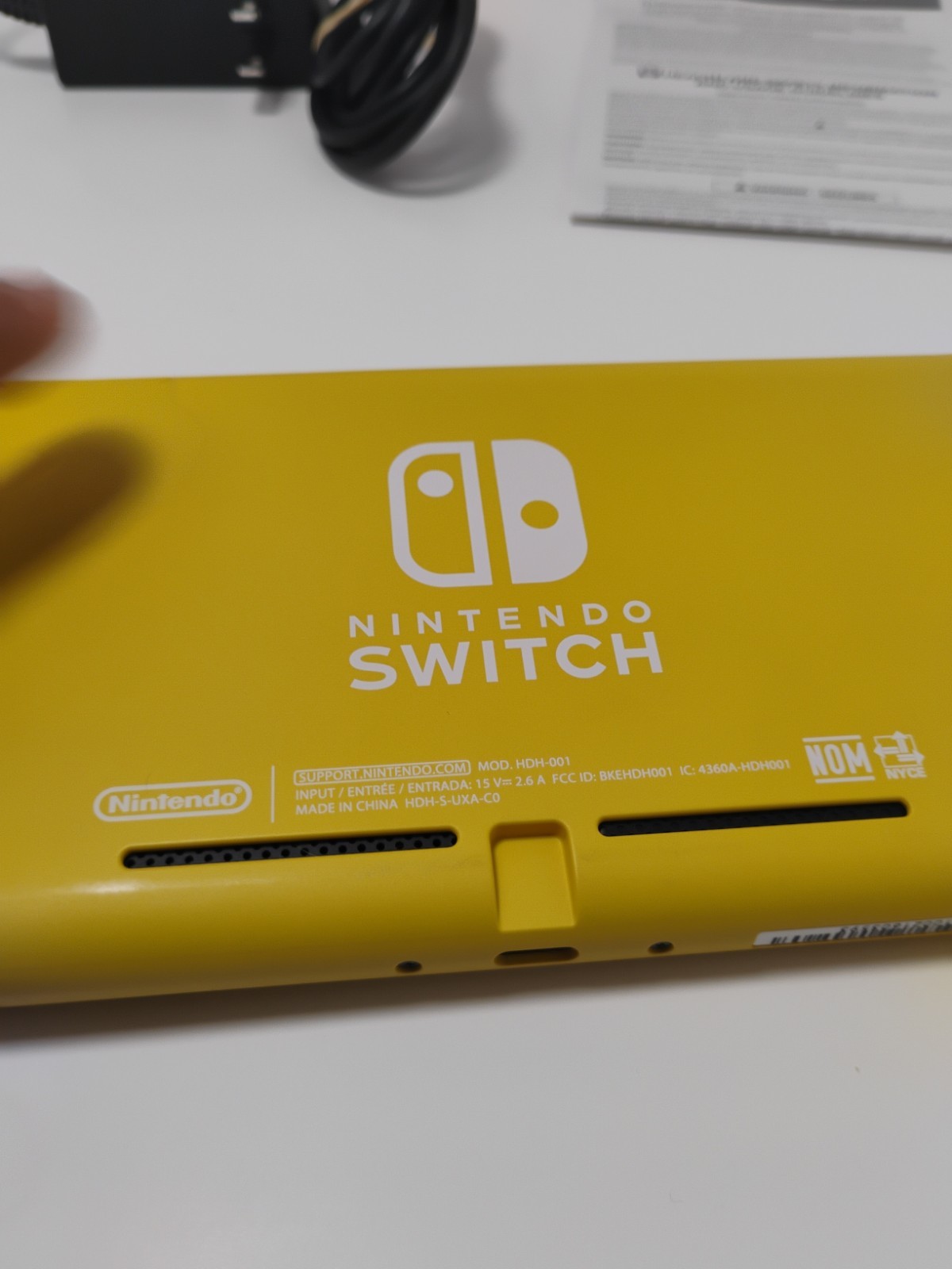 Nintendo Switch Lite Handheld Game Console HDH-001 Yellow Tested!