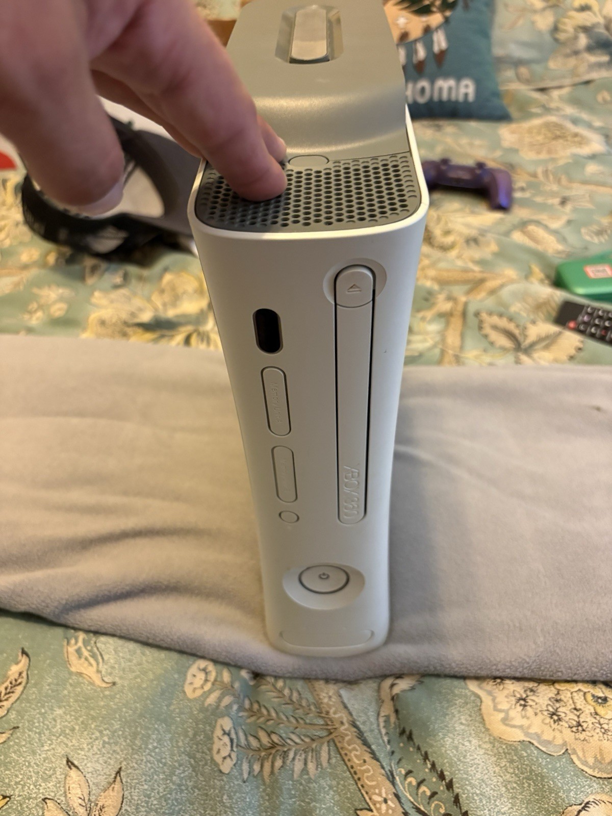 Microsoft Xbox 360 White Home Console w/ 60GB HDD Hard Drive & Kinect
