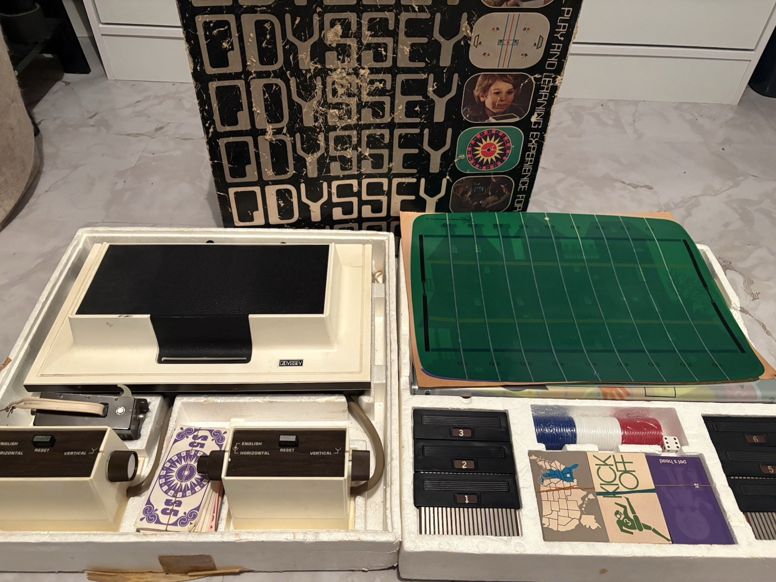 Magnavox Odyssey Console CIB 2 Controllers Game Cards Overlays RF 1972 1TL200